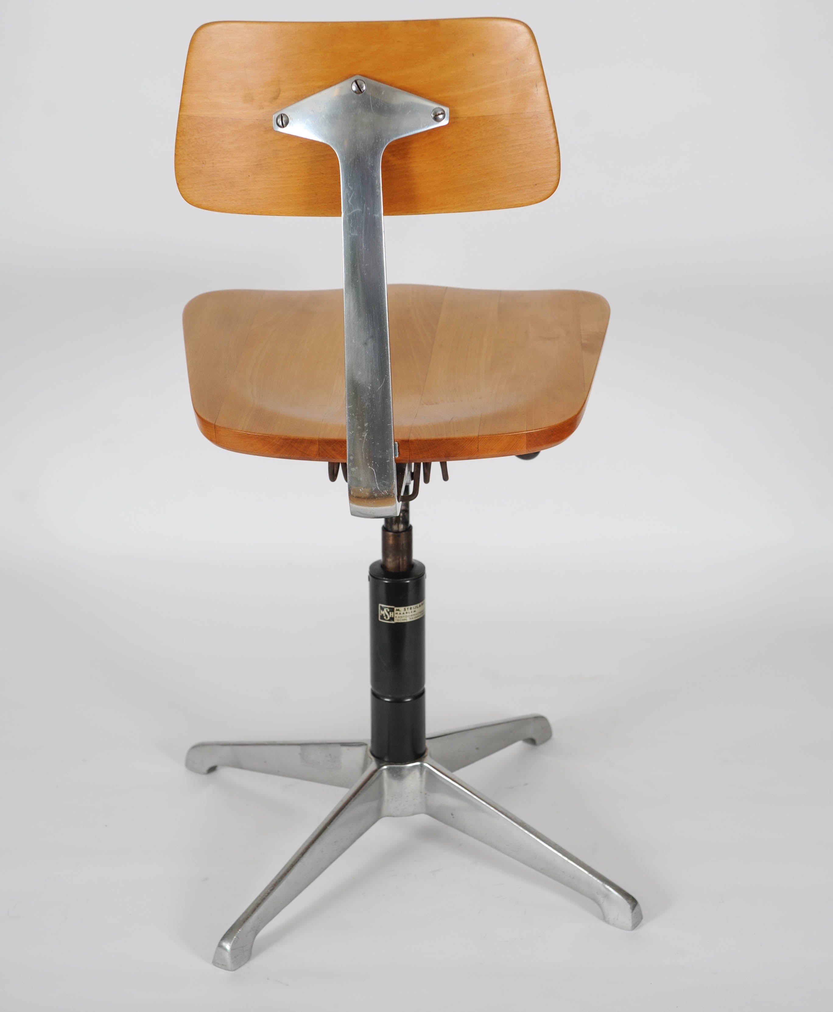 Midcentury Architect's Chair made of Stainless Steel and Wood named Sedus In Good Condition In Doornspijk, NL