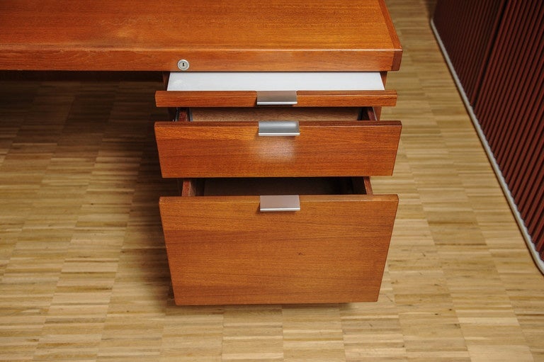 L-Shape Desk in the Style of George Nelson 2