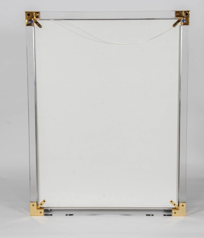 mirror frame detail