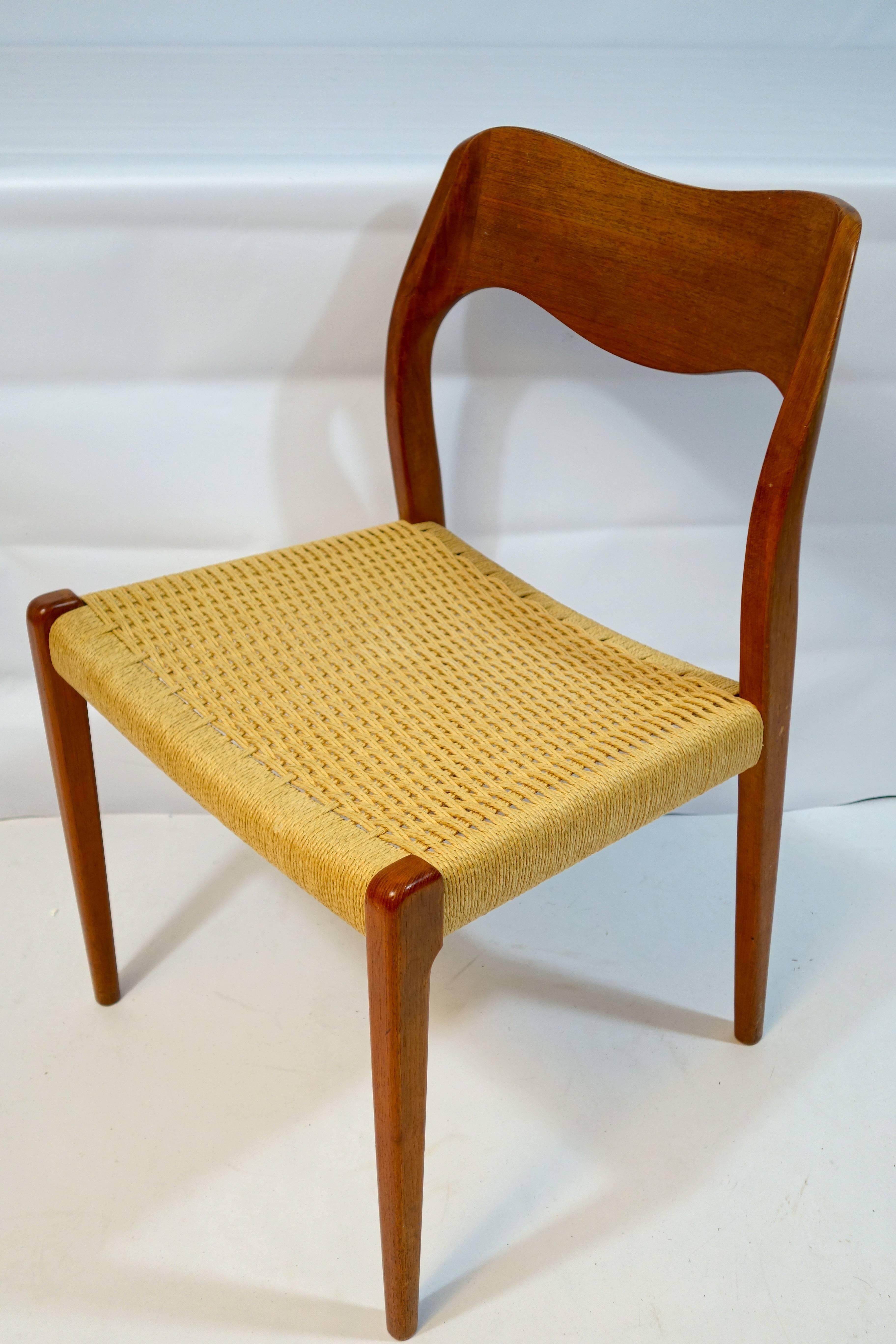 Mid-20th Century  Set of four Midcentury Schandinavian Dining Chairs 71 by Niels O. Moller