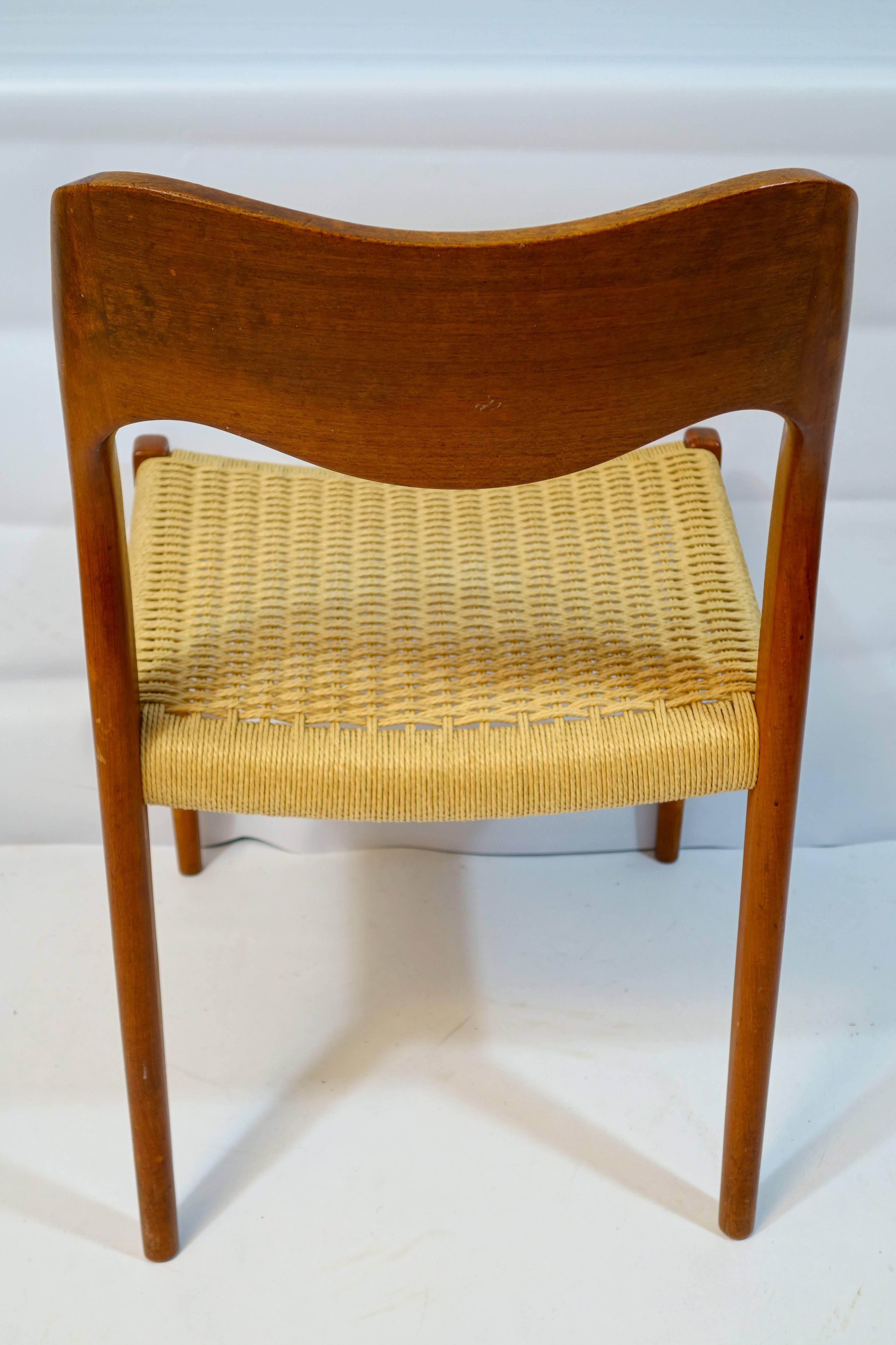  Set of four Midcentury Schandinavian Dining Chairs 71 by Niels O. Moller 1