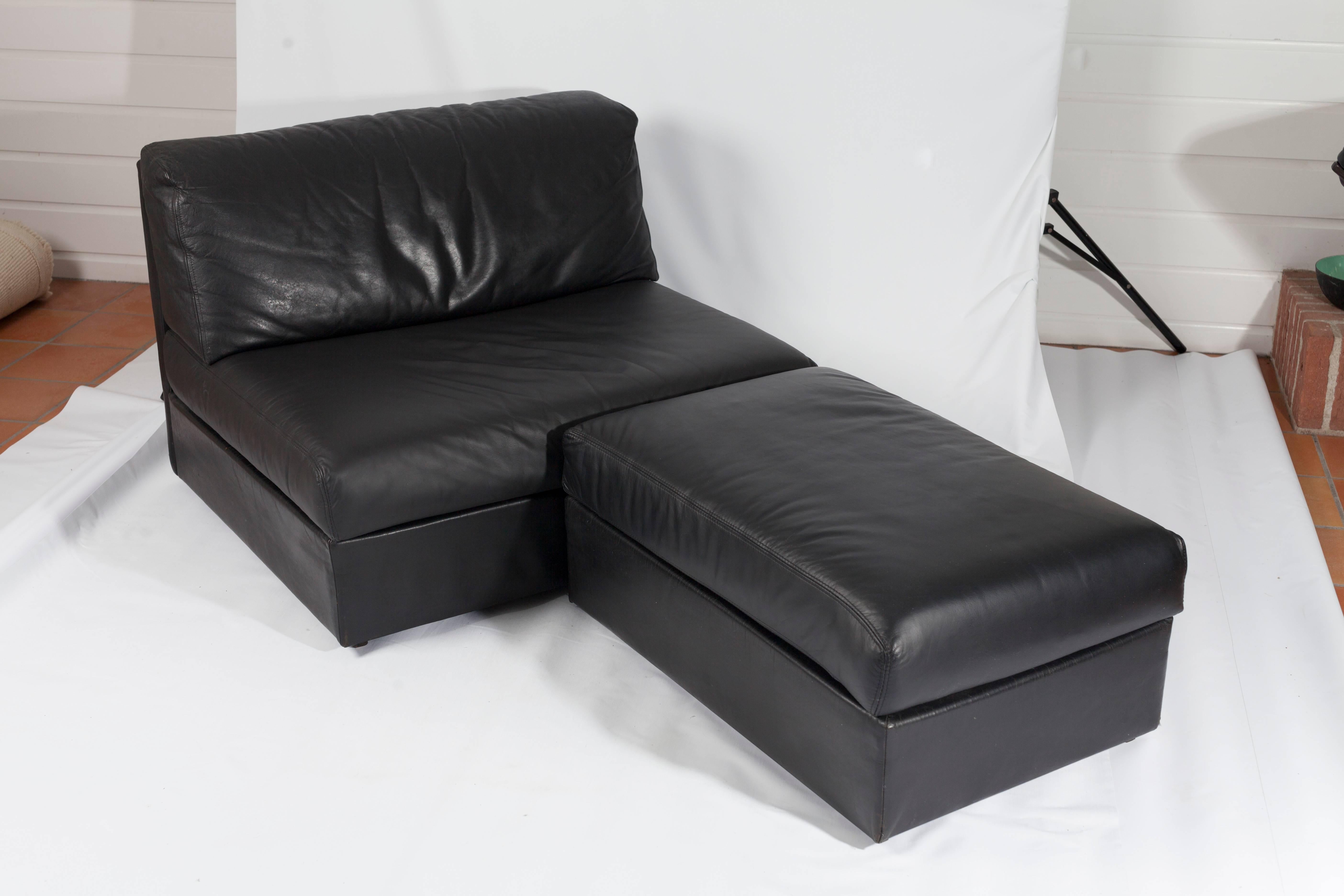 Black Leather Sectional Sofa in the Style of De Sede 3