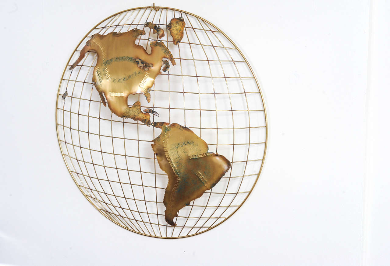 Pair of Brass Wall Sculptures together forming 'The World' by Curtis Jeré In Good Condition For Sale In Doornspijk, NL