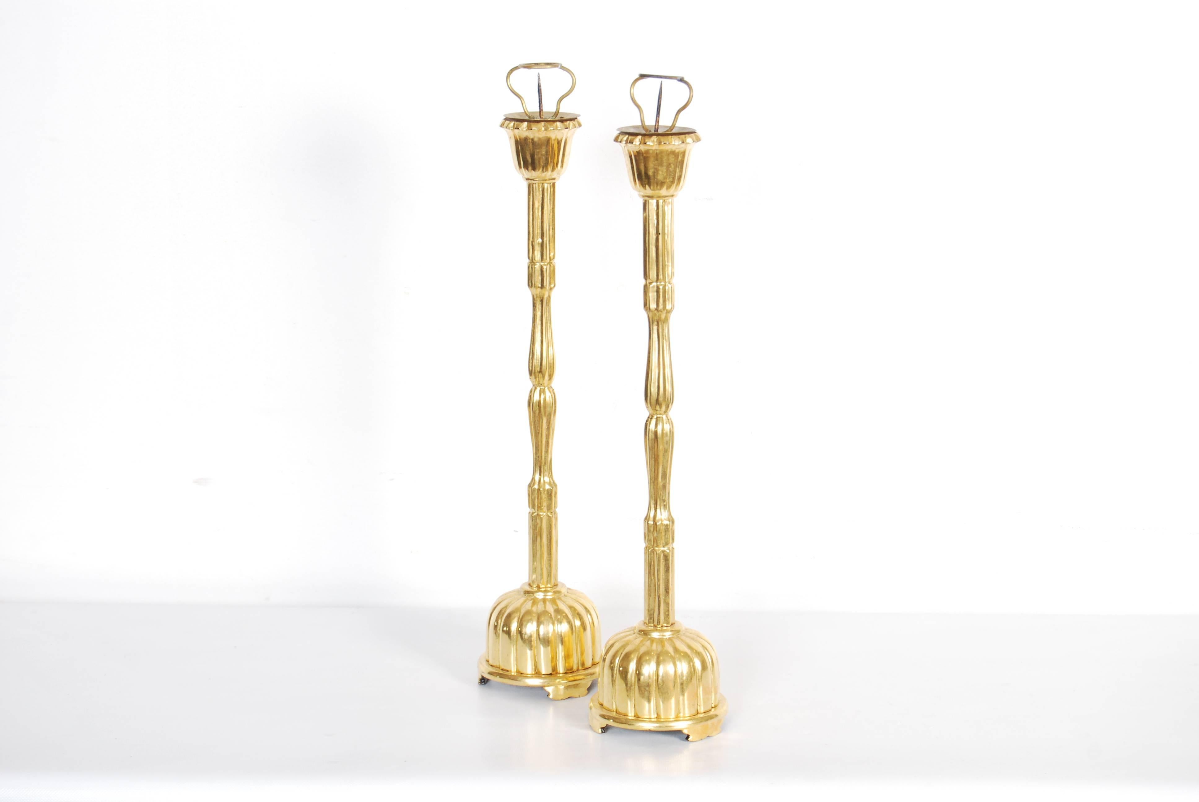 Pair of Japanese hand-carved, lacquered and gilded Buddhist candle stands of fine quality, with gilding in excellent condition, Meiji period, early 20th century

Dimensions: H 50cm x D 10cm.