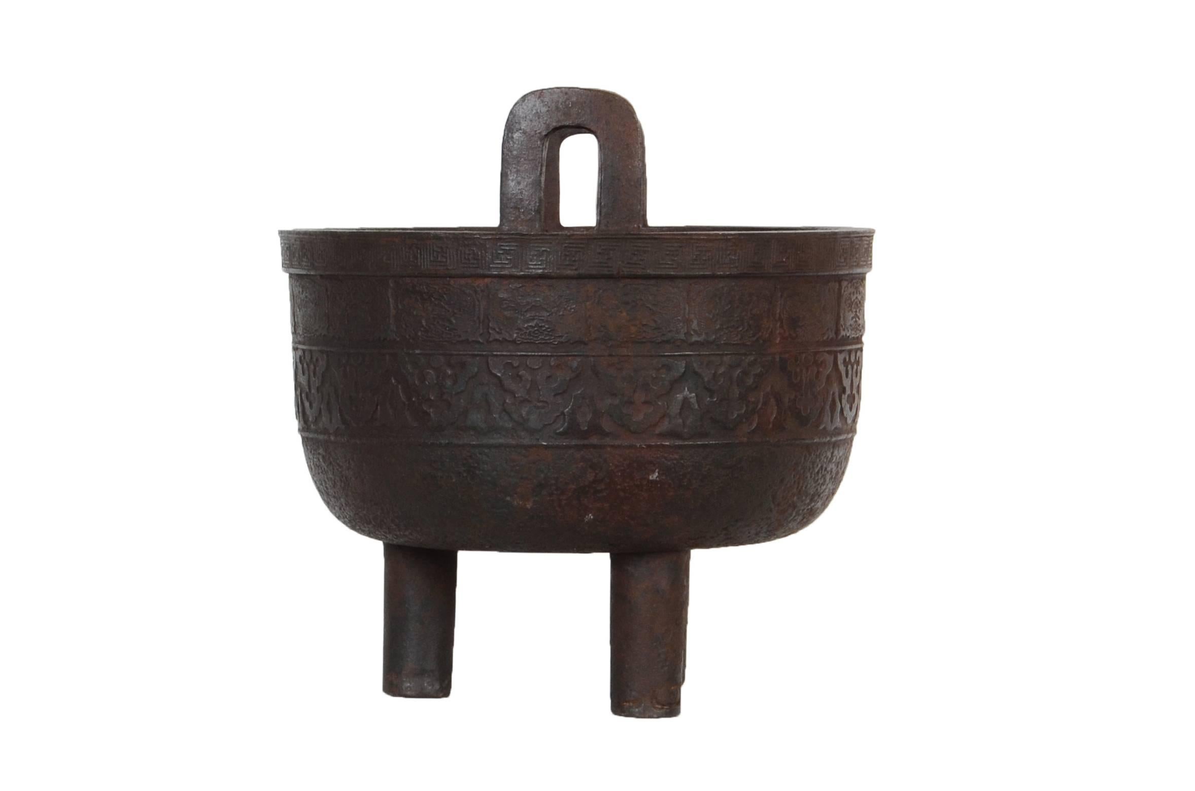 Chinese Iron Incense Burner with Classical Archaic Motifs, Qing Dynasty In Good Condition In Prahran, Victoria