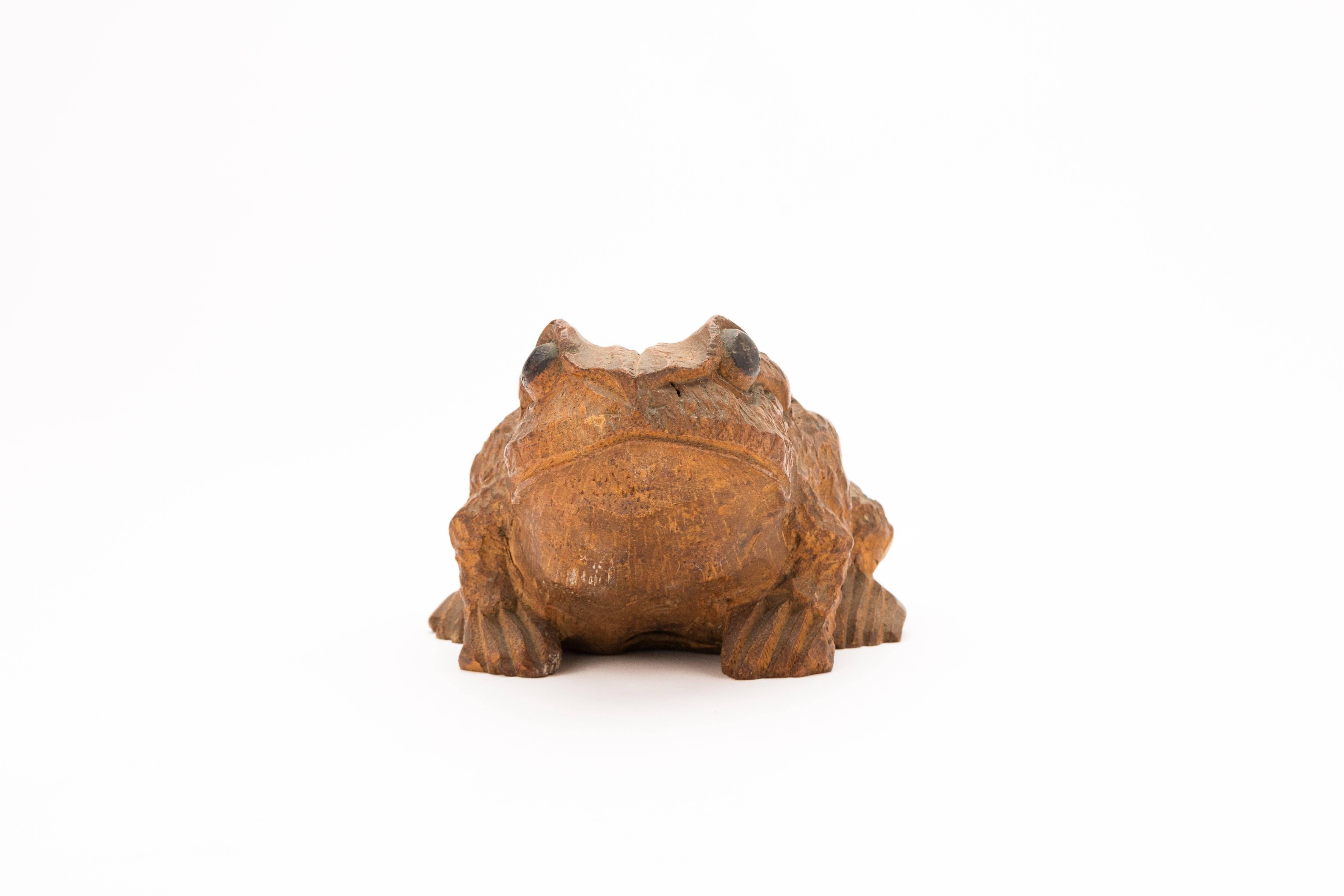 Hand-Carved Antique Japanese Carved Bamboo Toad, 19th Century