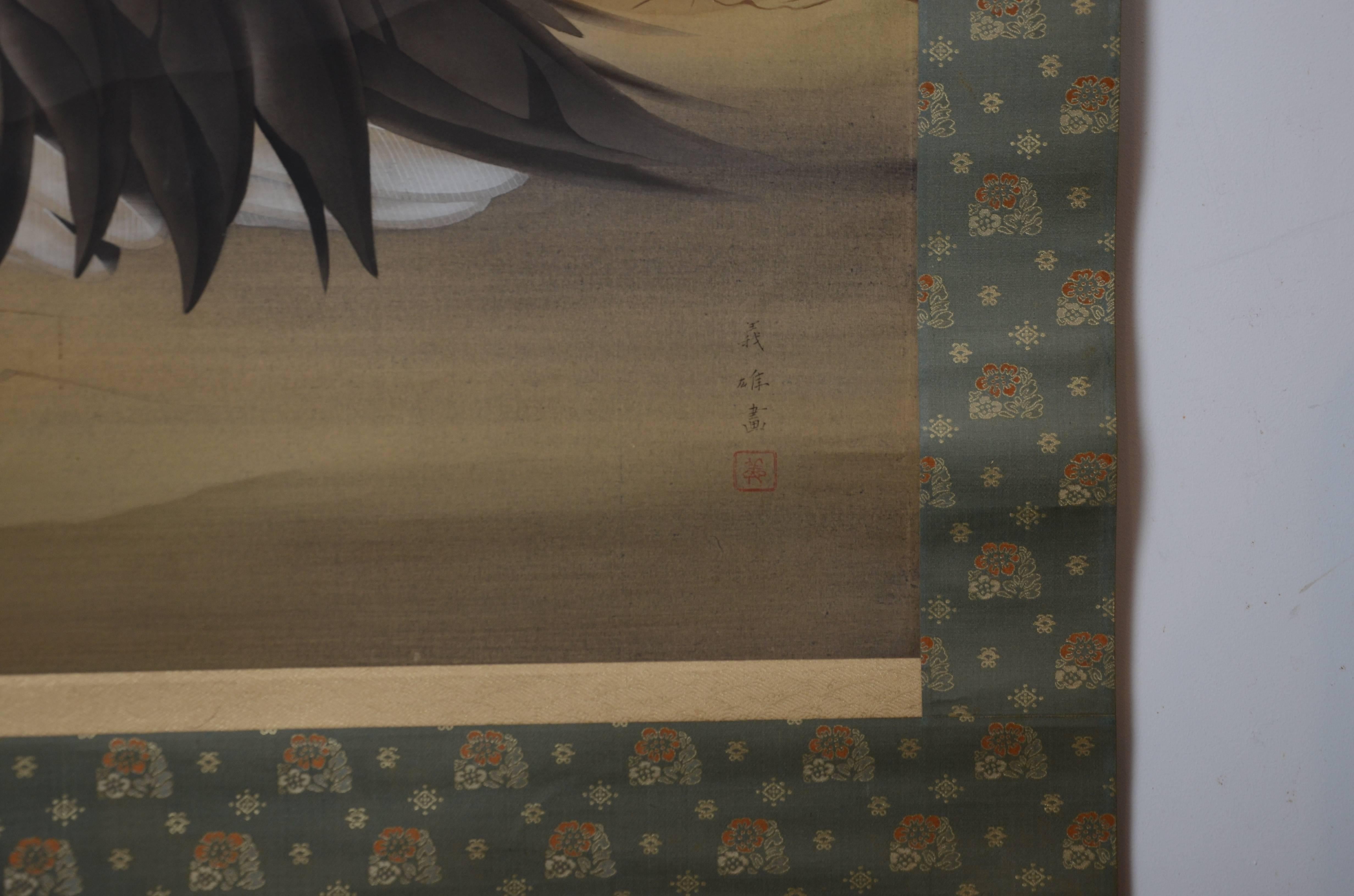 Large Antique Japanese Scroll Depicting a Nesting Crane, Taisho Period In Excellent Condition For Sale In Prahran, Victoria