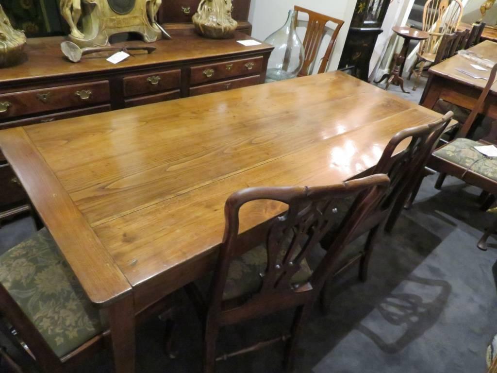 Mid-19th Century French Chestnut and Oak Dining Table 4