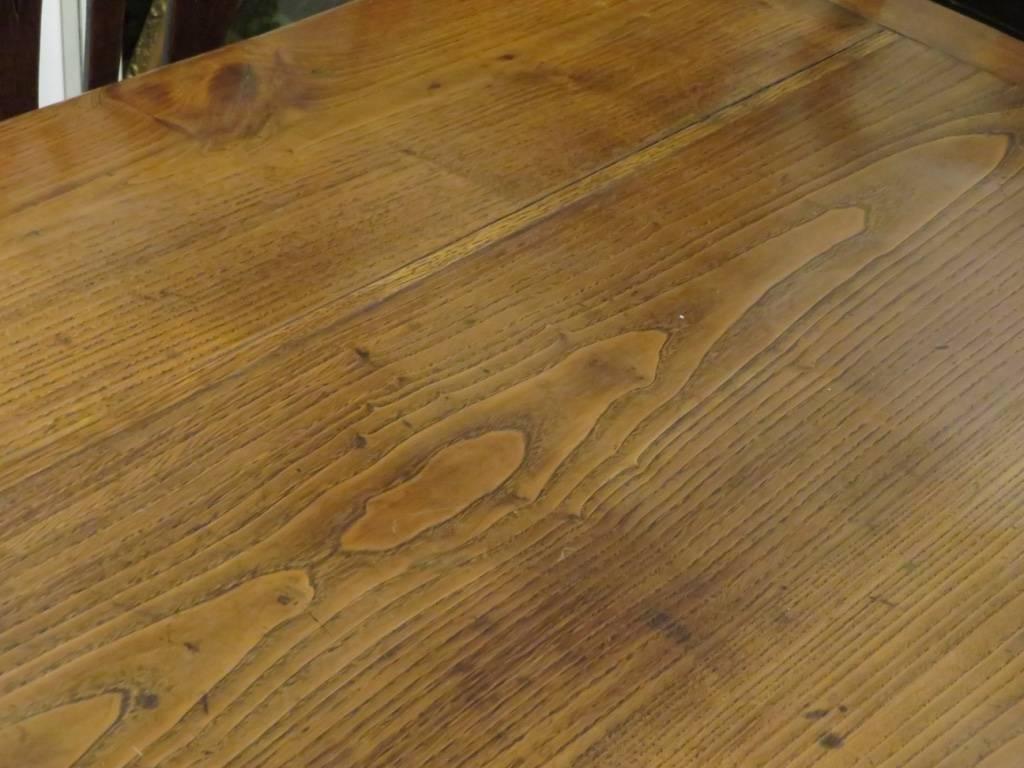 Mid-19th Century French Chestnut and Oak Dining Table 5