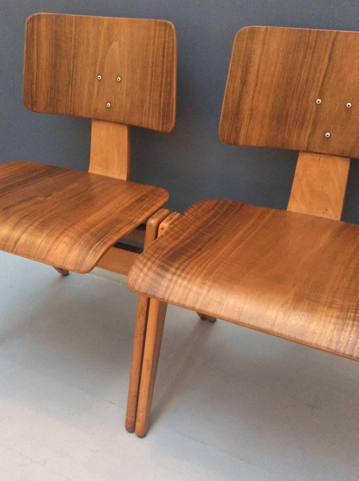 Set of Four Hille Stak Chairs by Robin Day, 1950s In Good Condition In London, GB