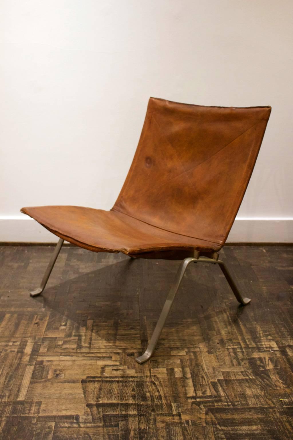 Scandinavian Modern Early PK22 by Poul Kjaerholm with Nickel Frame and Original Tan Leather