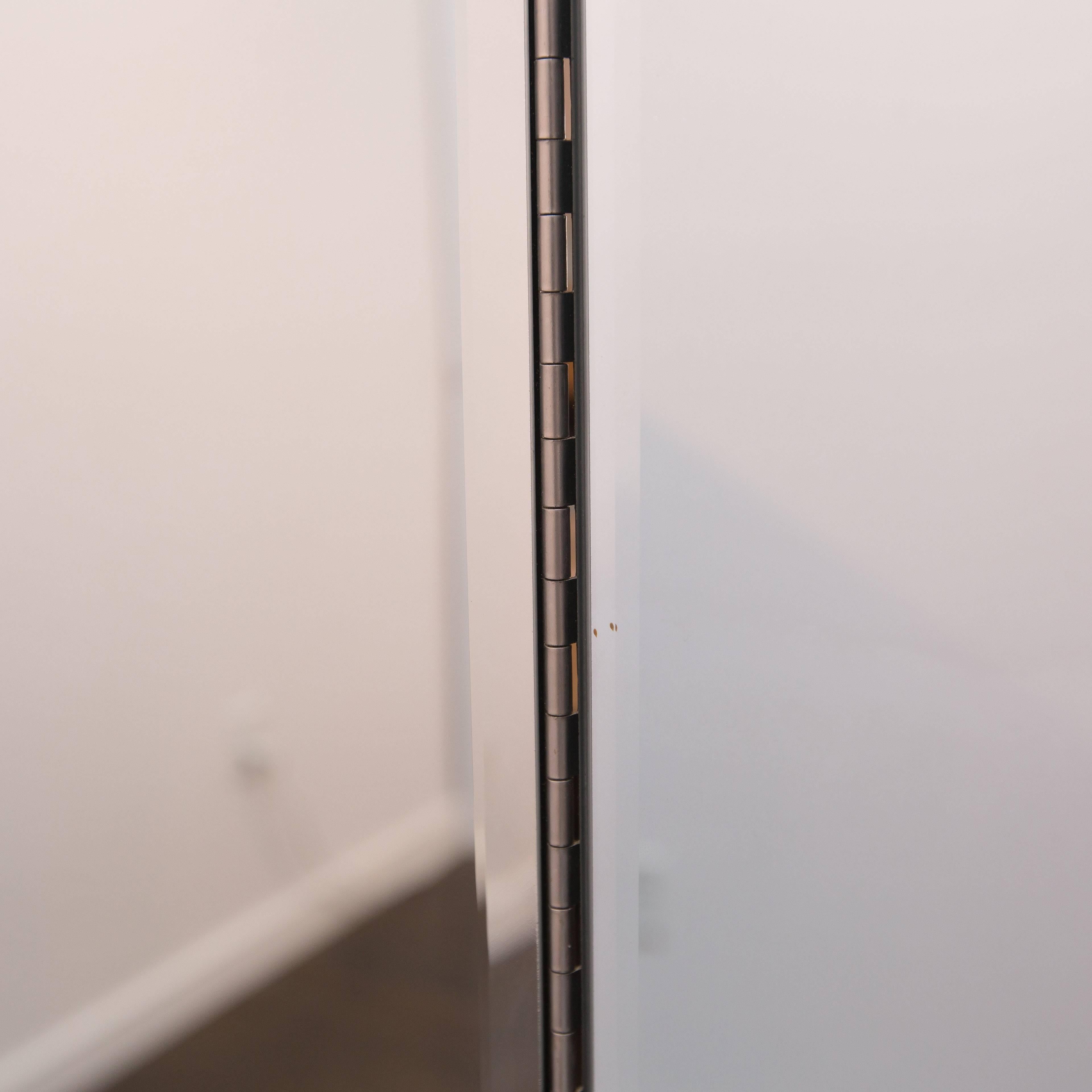 Four-Panel Mirrored Room Divider 1