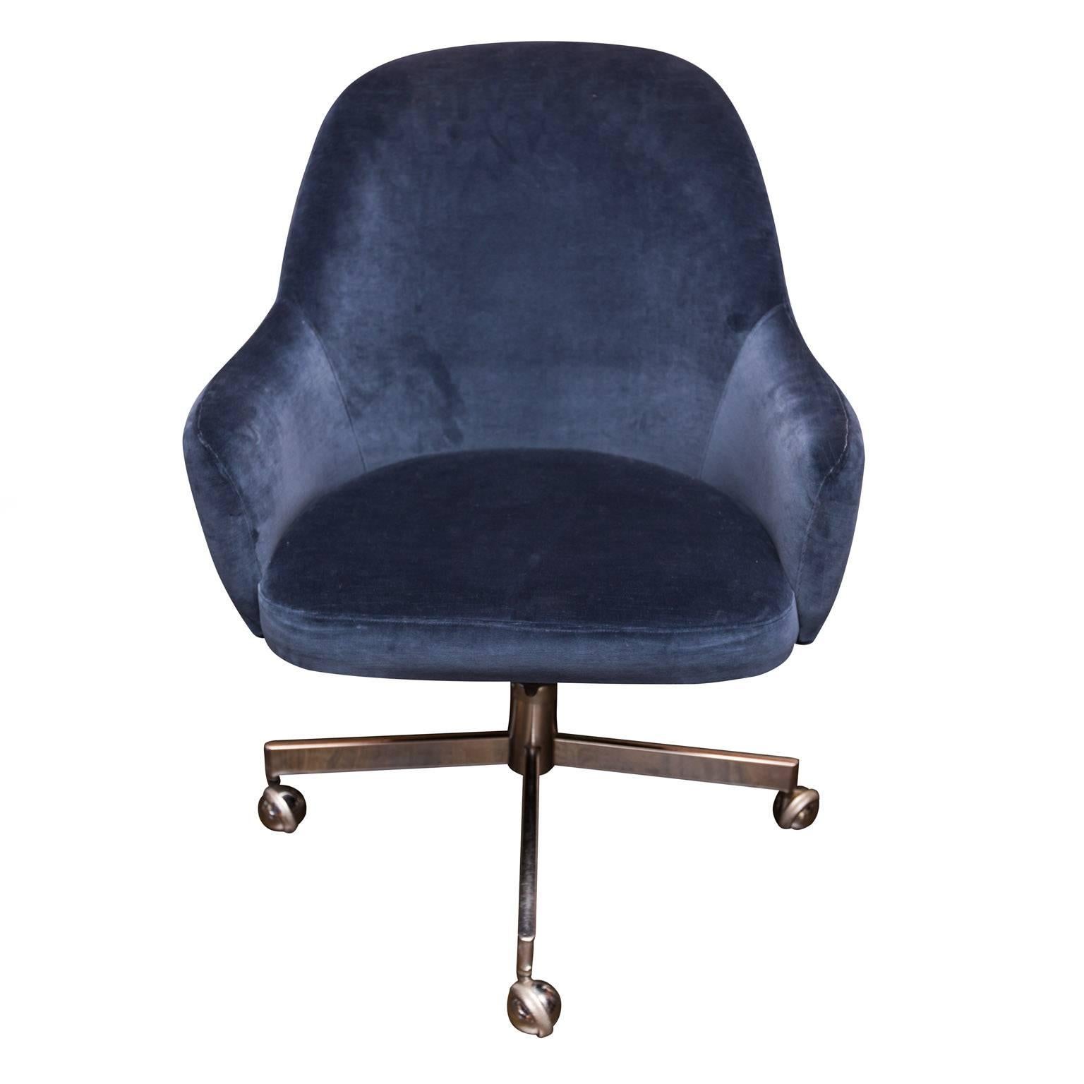 Knoll Desk Chair in Blue Velvet