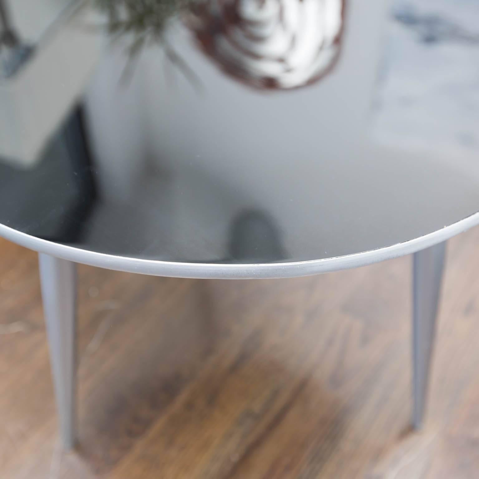 Metal Mid-Century Modern Lacquered Side Table