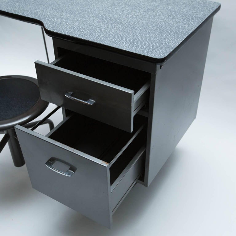 Vintage Metal Student Desk And Swivel Chair At 1stdibs Mid Century Modern Vintage Metal Student Desk And Swivel Chair For