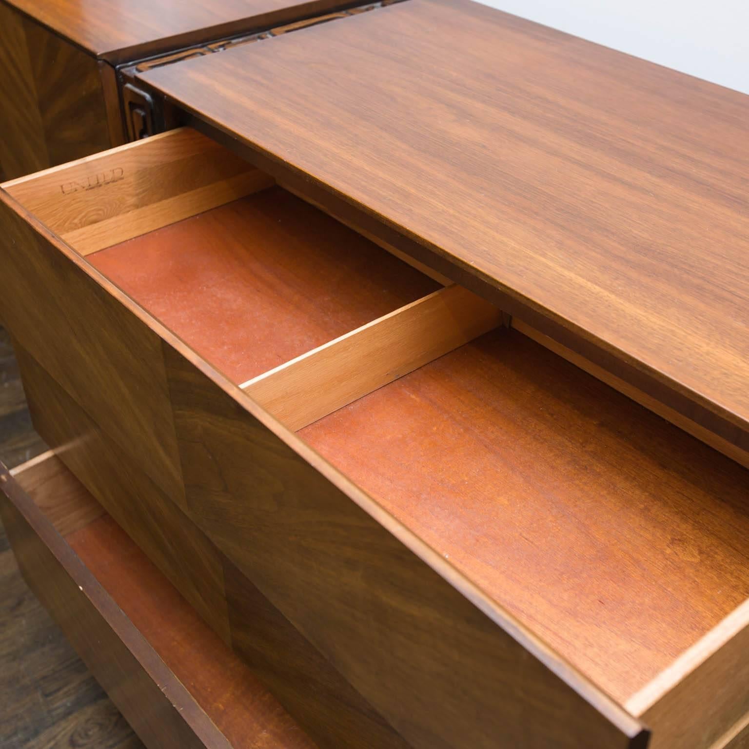 Brutalist Midcentury Walnut Triple Dresser by United Furniture In Good Condition In New London, CT