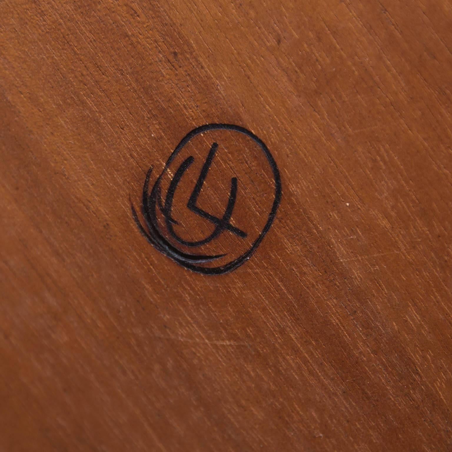 traingle table