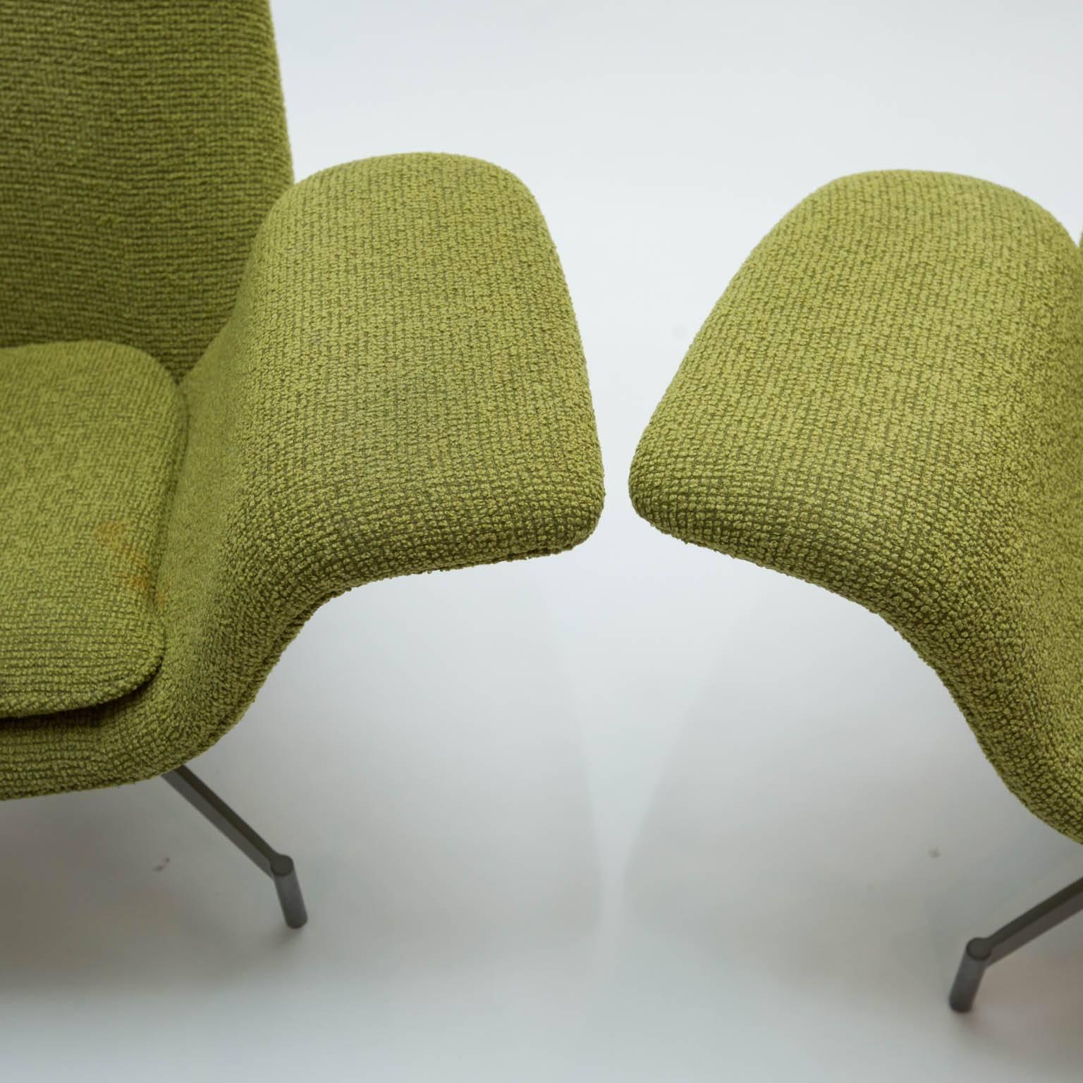 Powder-Coated Pair of Hbf Furniture Dialogue Lounge Chairs