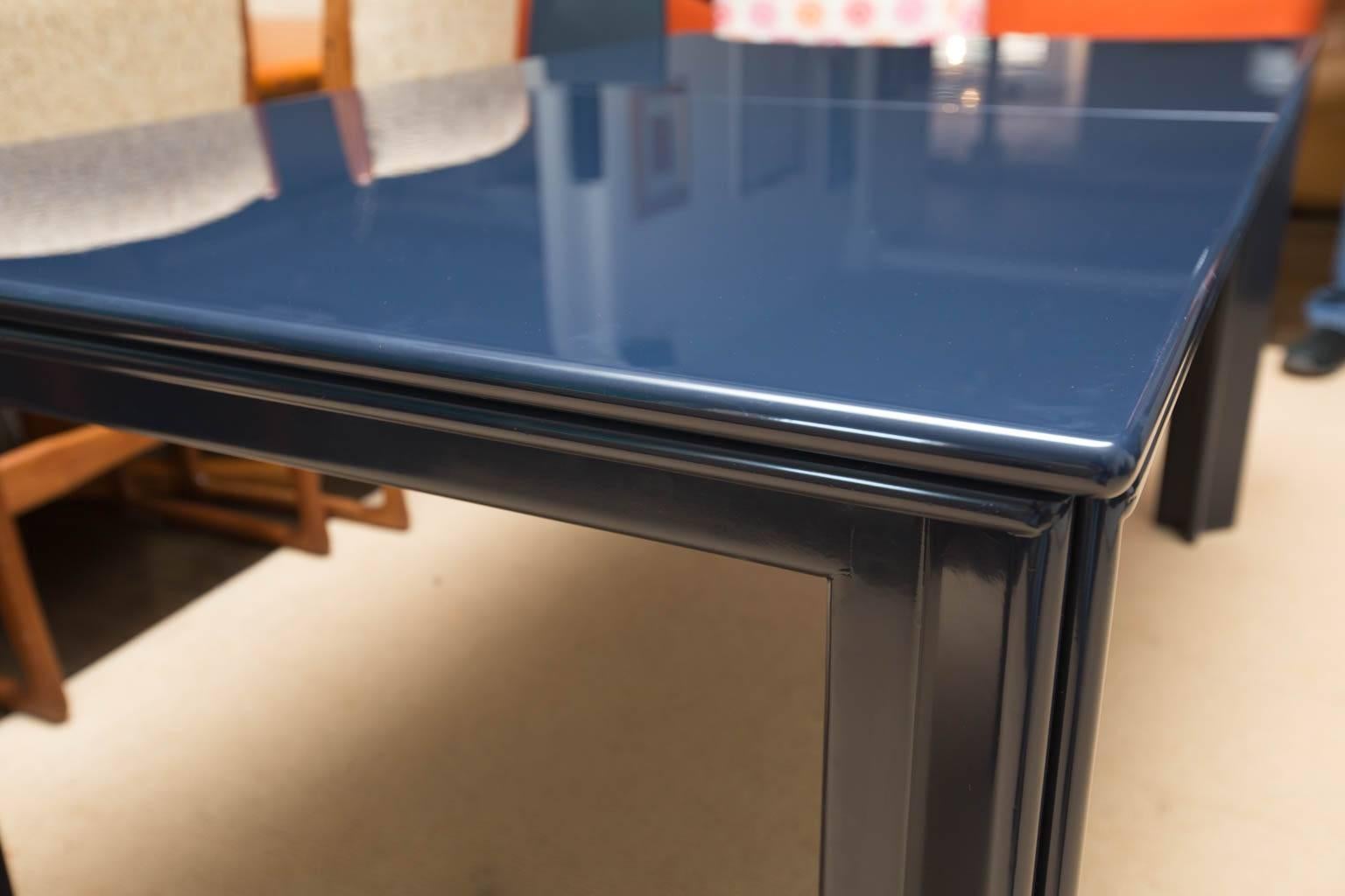 Modern Lacquered Dining Table 2
