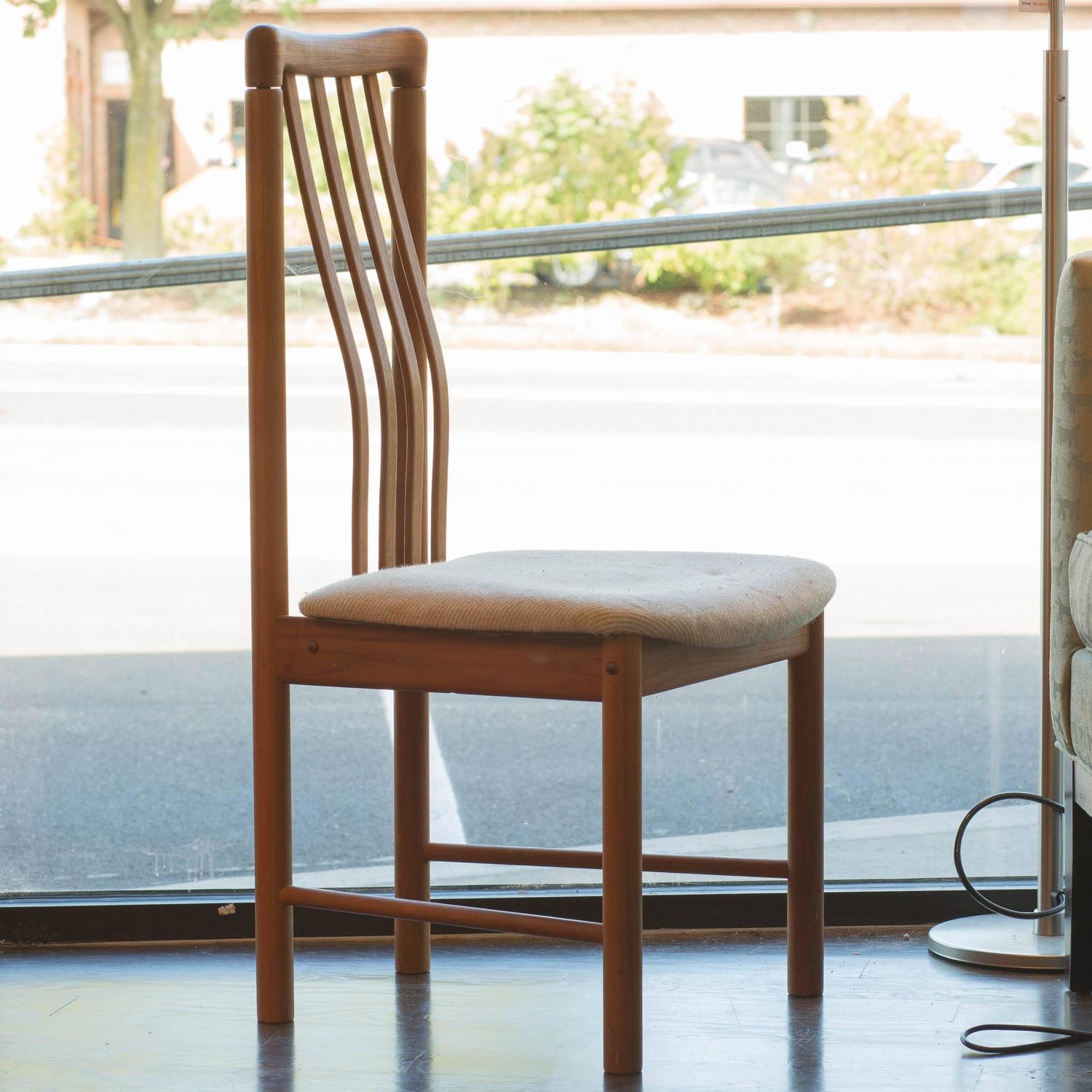 Set of Five Benny Linden Teak Dining Chairs at 1stdibs