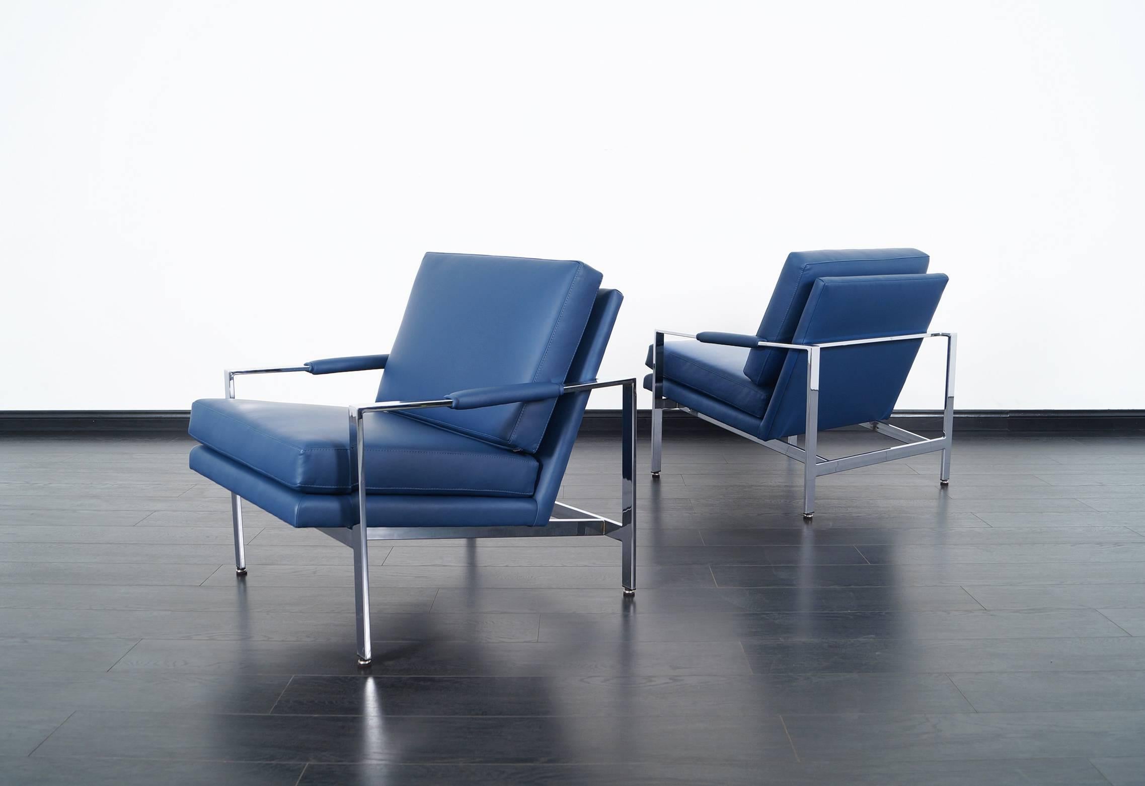 Amazing pair of vintage chrome lounge chairs designed by Milo Baughman for Thayer Coggin in the United States. Professionally reupholstered in Italian leather.