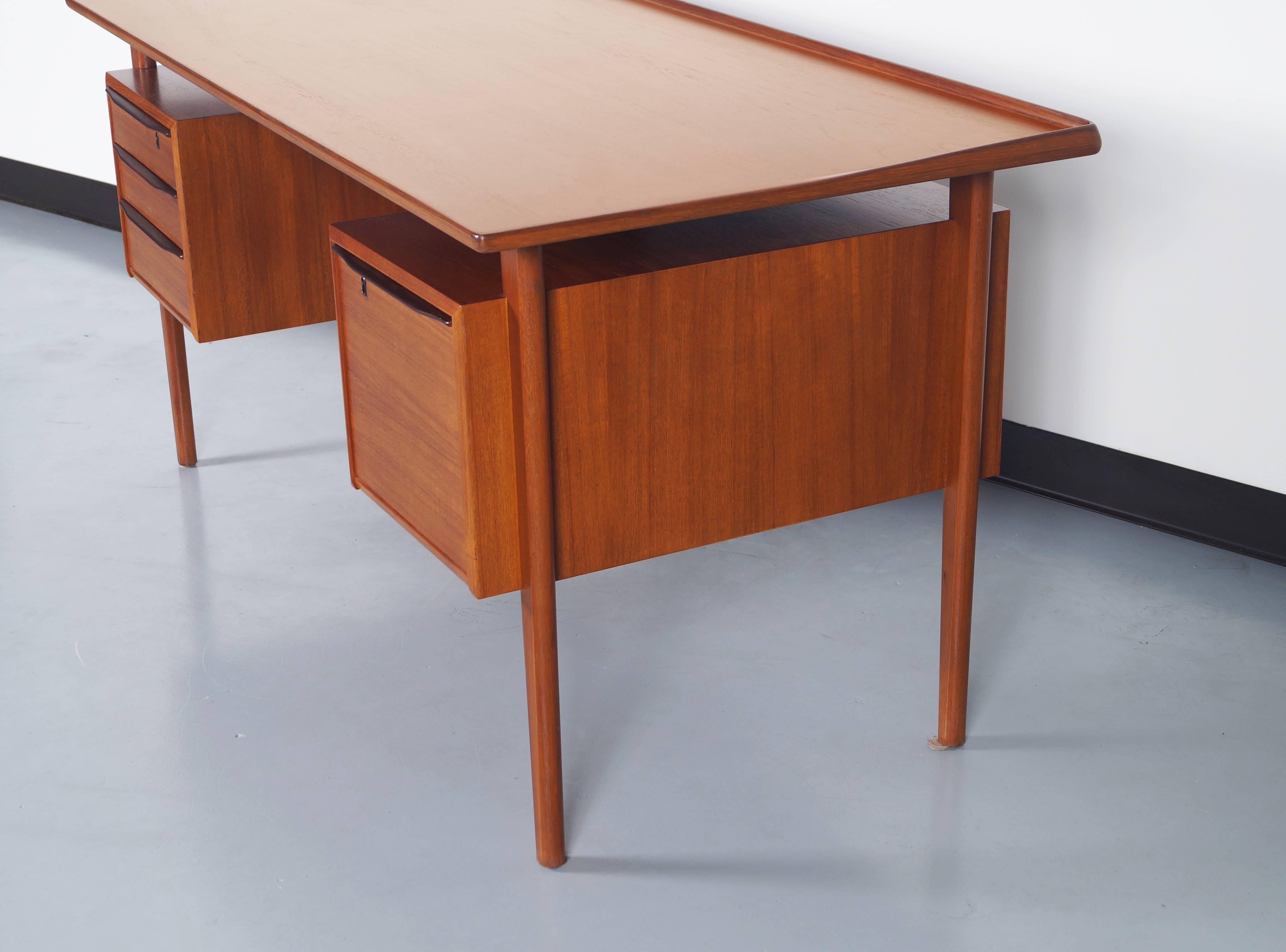 Danish Floating Top Desk by Peter Lovig Nielsen 1