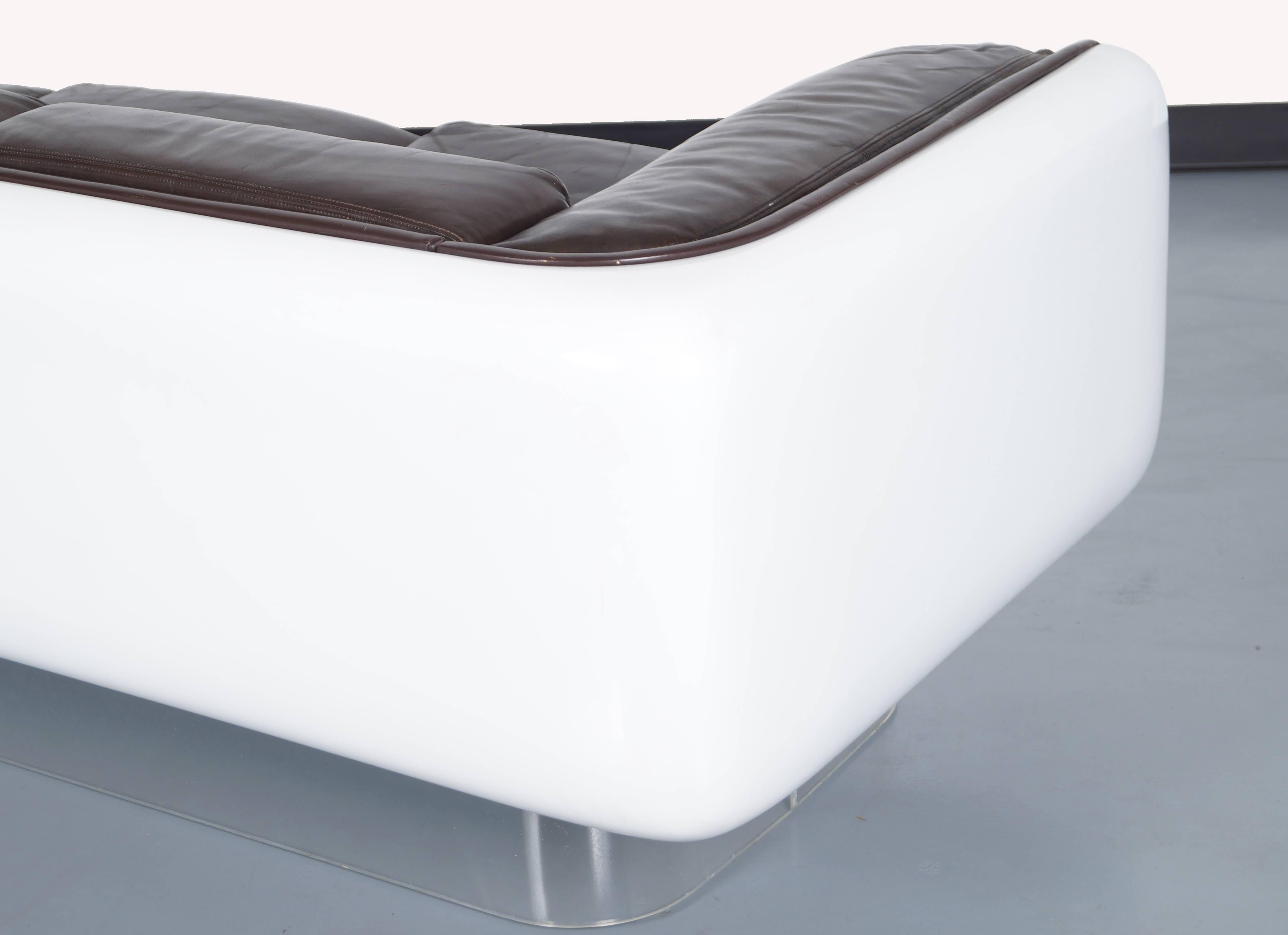 Vintage Floating Sofa by Steelcase In Excellent Condition In North Hollywood, CA