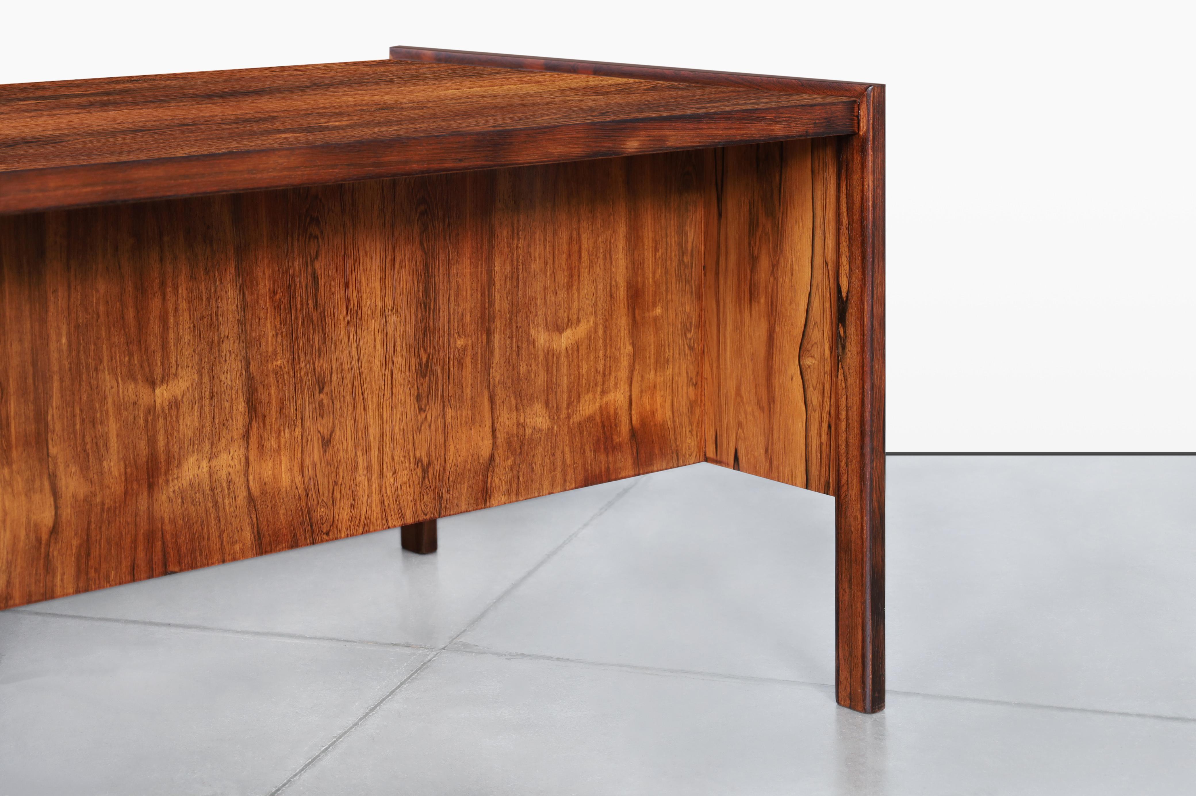 Scrivania danese moderna executive in palissandro brasiliano in vendita 3