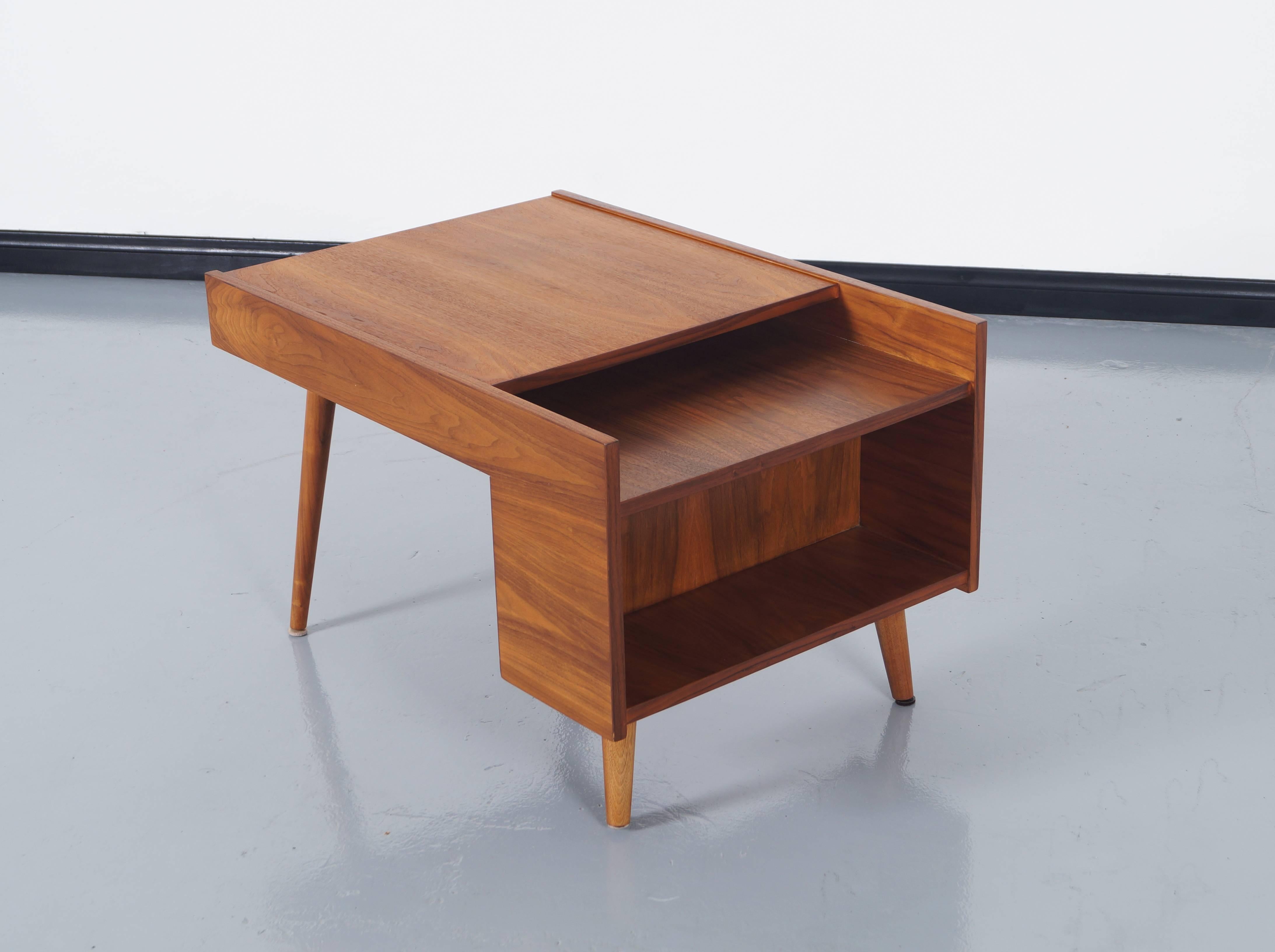 Amazing vintage walnut magazine / side table designed by Milo Baughman for Glenn of California.