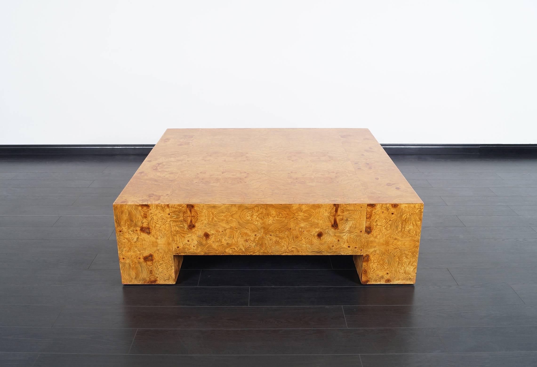 Vintage oversized burl wood coffee table designed by Milo Baughman for Thayer Coggin. This coffee table is simply amazing.