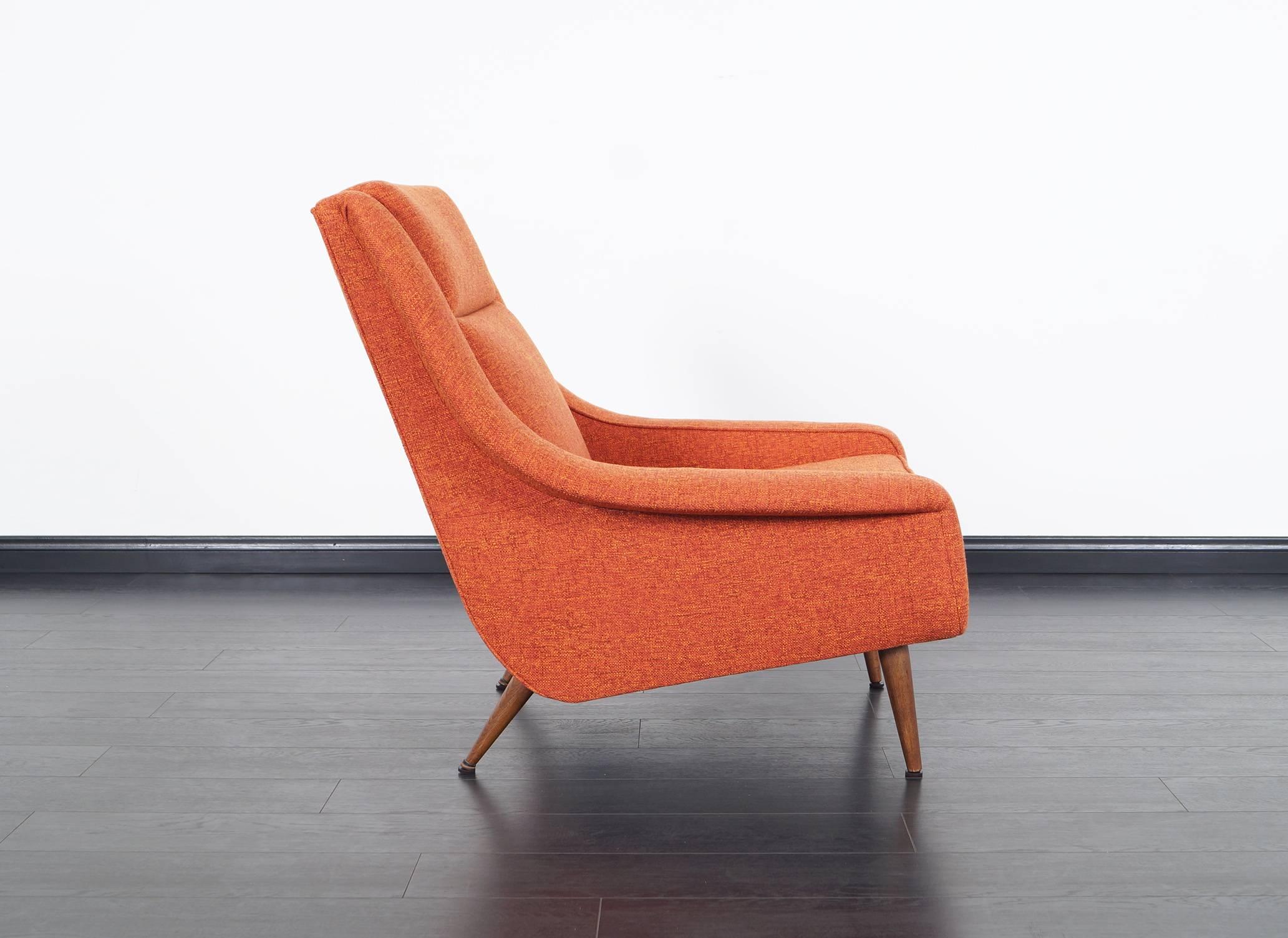 Mid-20th Century Mid-Century Lounge Chair and Ottoman