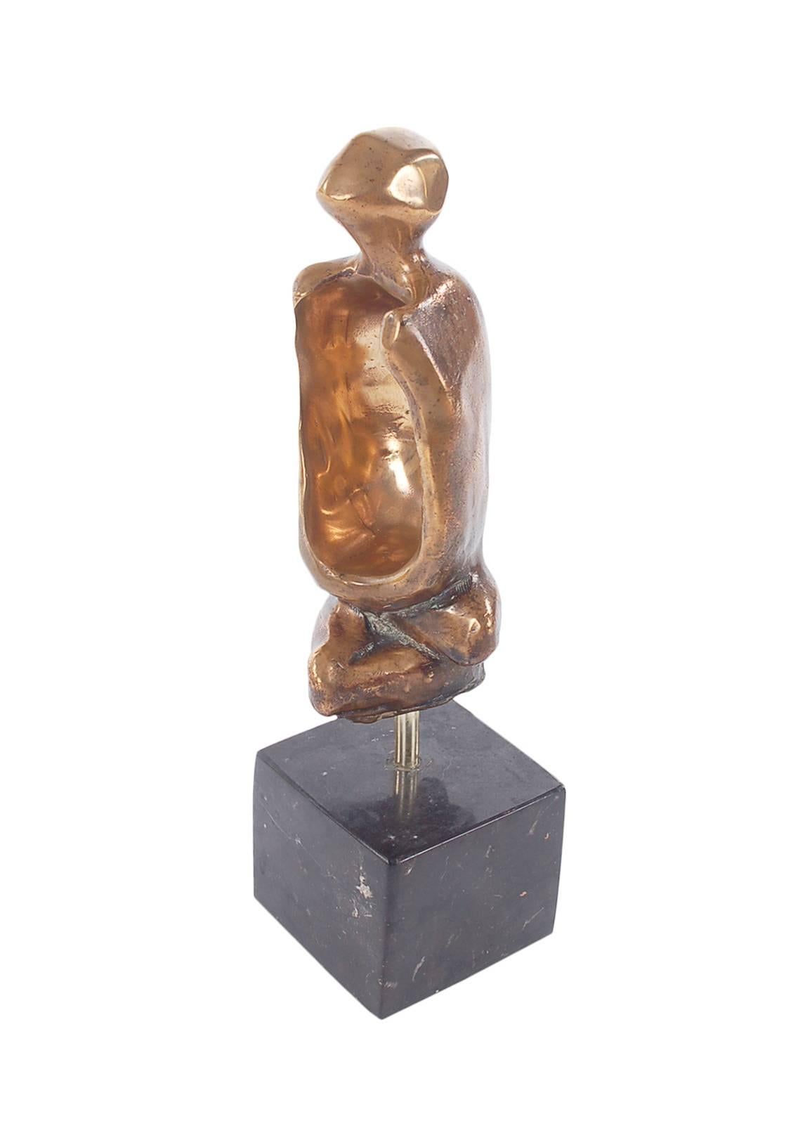 An abstract figural form created by French artist Francine Richman. This work is done in heavy cast bronze and mounted on a black stone base. Stamp Signature. 

In the style of: Brutalist, Tom Greene, Paul Evans, Curtis Jere.
