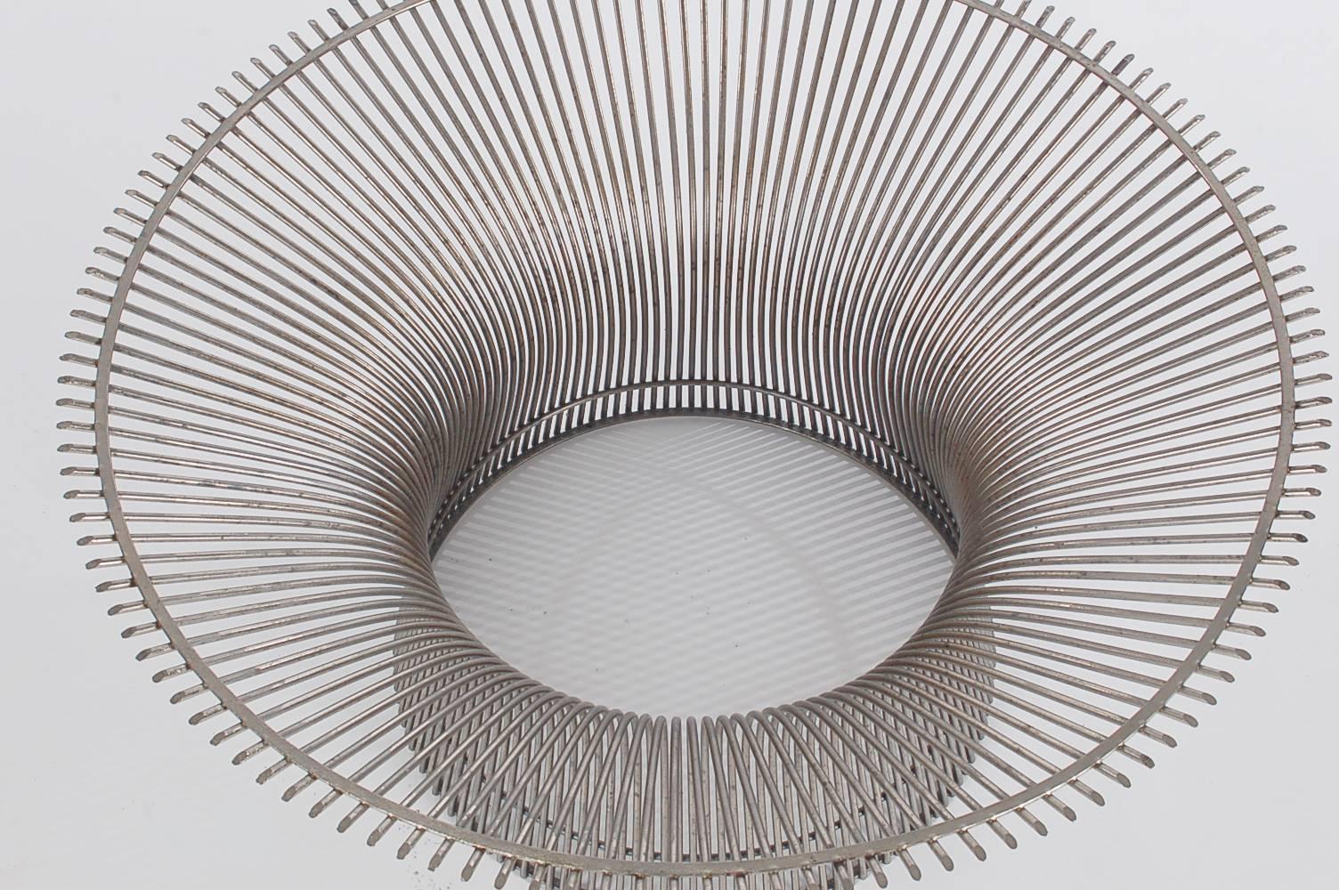 Mid-20th Century Warren Platner for Knoll Round Marble Cocktail Table