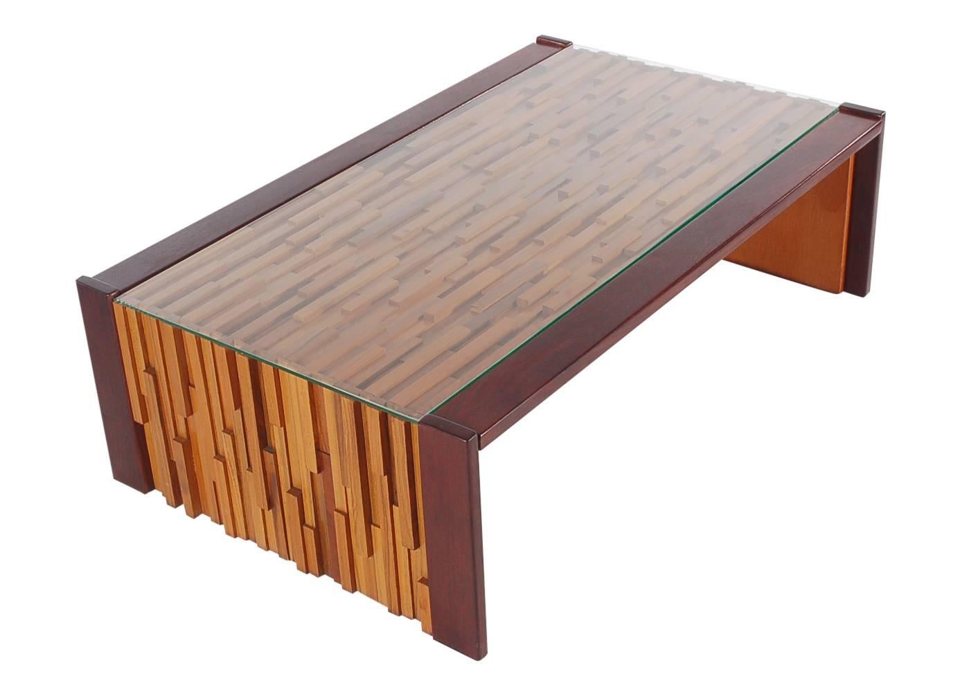 Mid-Century Modern Percival Lafer Brazilian Rosewood Cocktail Table In Excellent Condition In Philadelphia, PA