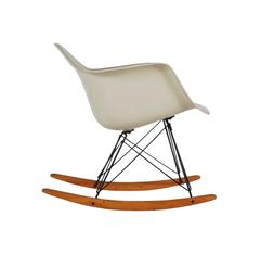 Mid-Century Modern Herman Miller Original Rocking Chair by Charles Eames