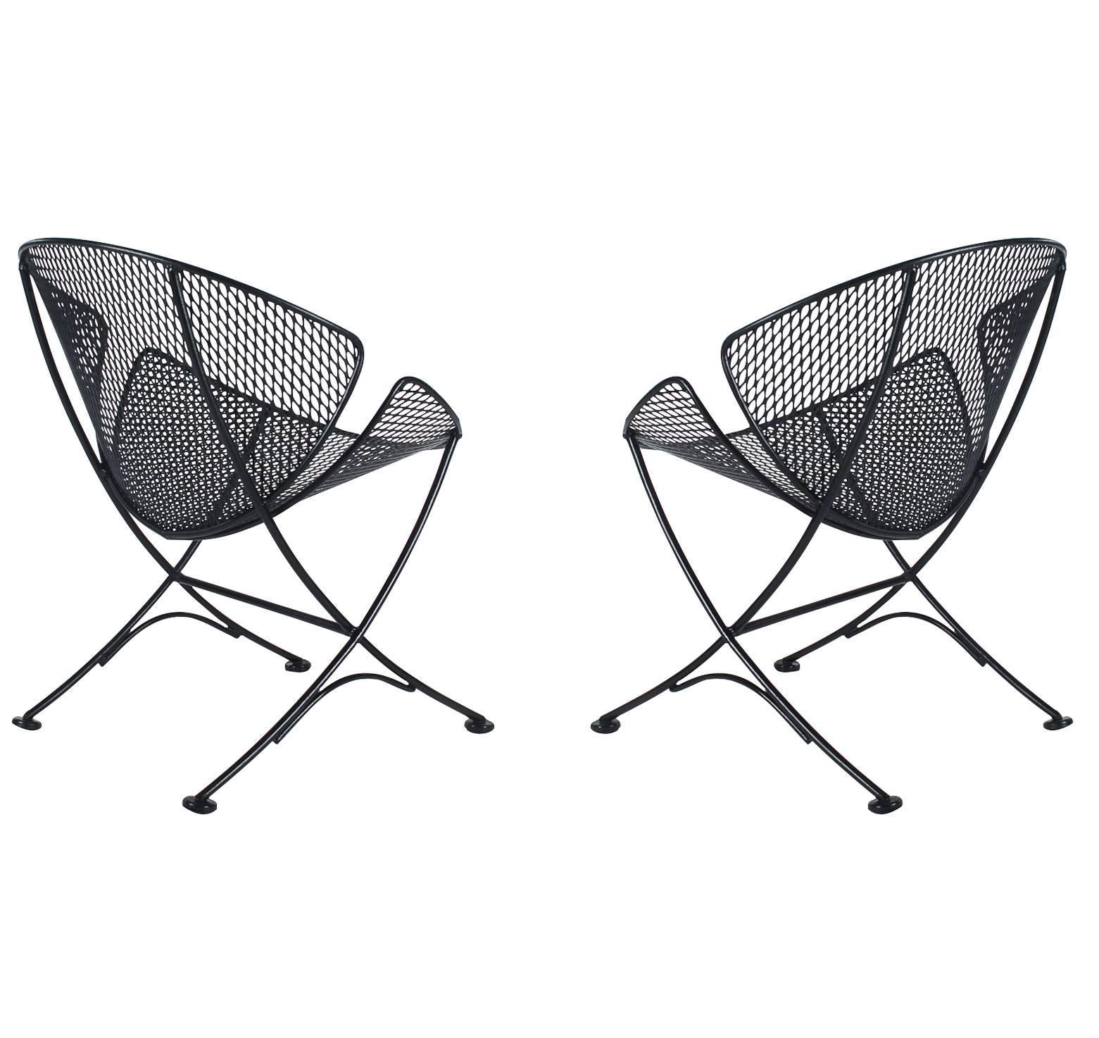 Mid-20th Century Maurizio Tempestini Pair of Patio Iron Lounge Chairs & Table, Mid-Century Modern