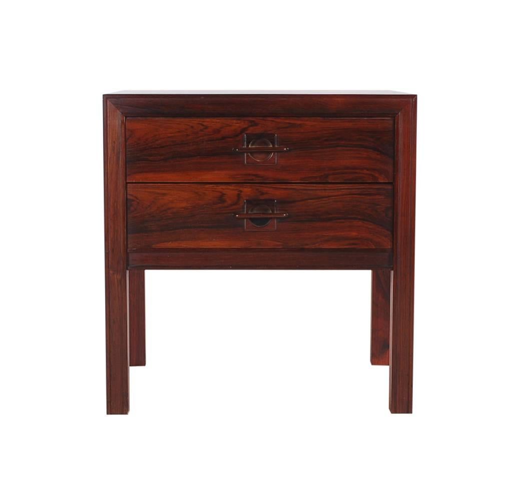 Mid-20th Century Danish Mid-Century Modern Pair of Rosewood Nightstands or End Tables