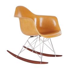 Vintage Herman Miller Charles Eames Fiberglass Rocking Lounge Chair