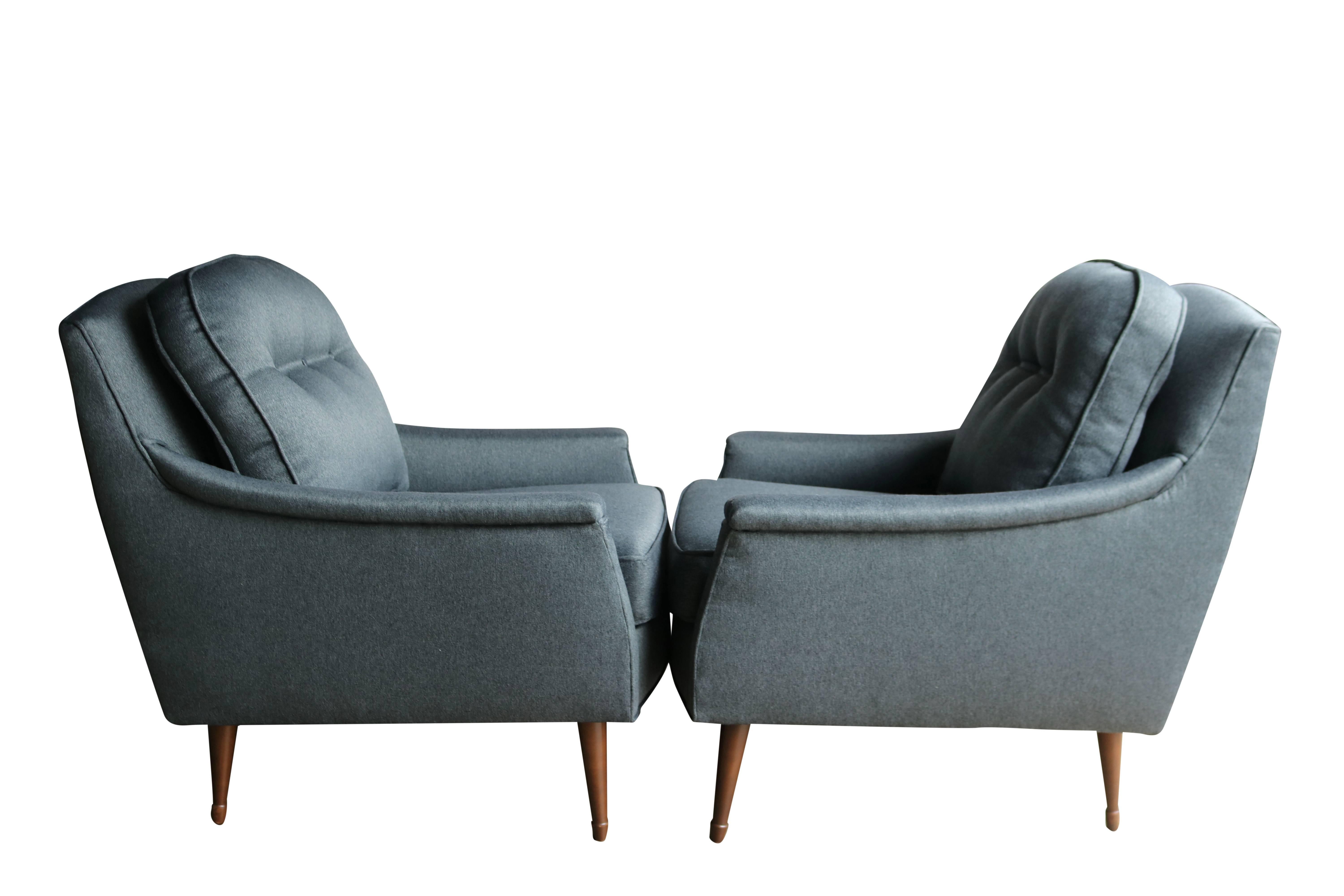 Pair of Grey Mid-Century Modern Armchairs 1