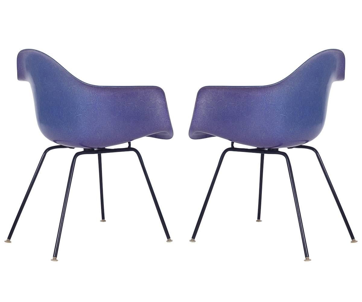 purple eames chair