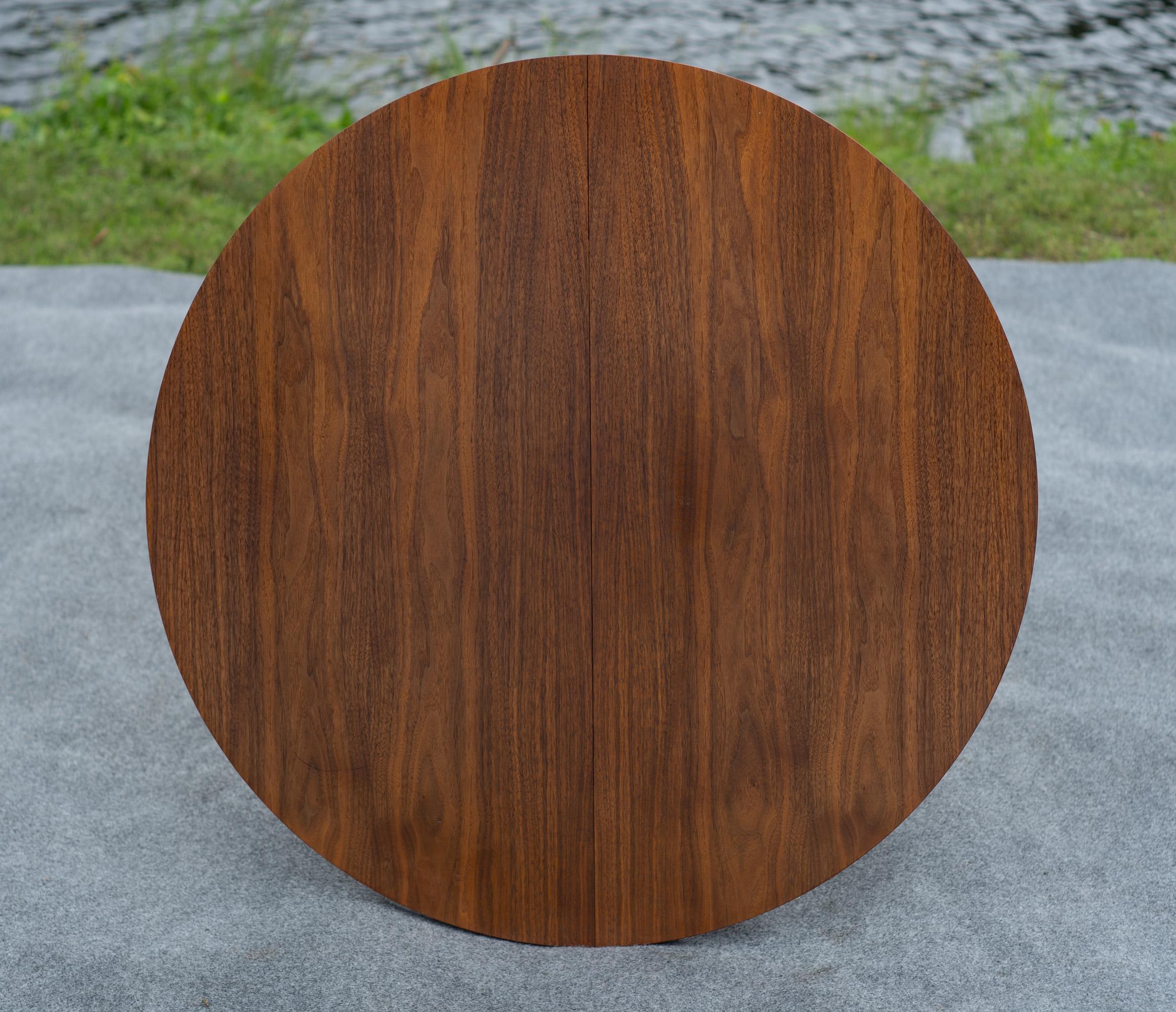 Metal Paul McCobb for Lane 'Delineator' Walnut Extension Dining Table with 3 Leaves For Sale