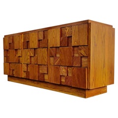 Commode brutaliste, Staccato ou mosaïque légèrement restaurée de style Paul Evans, Lane