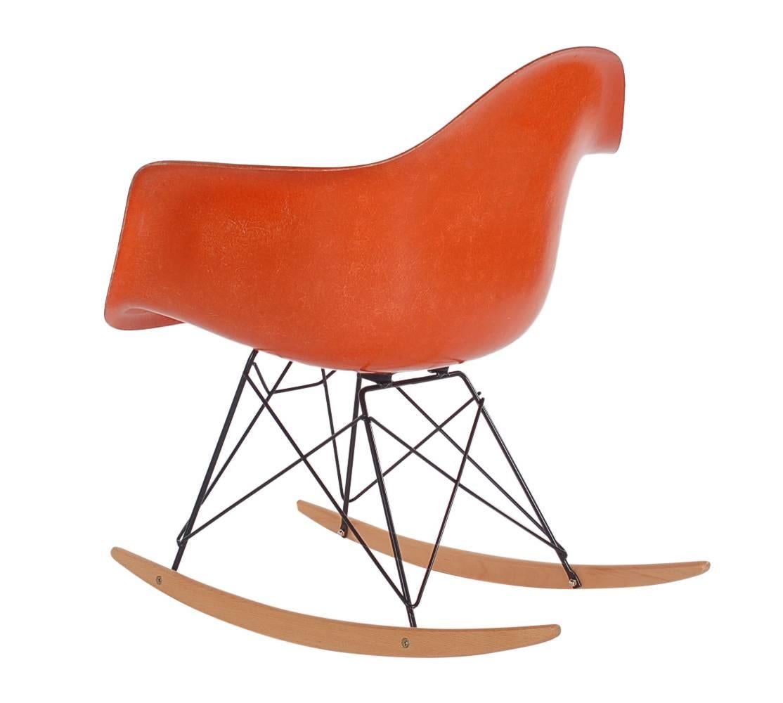 eames fiberglass rocking chair