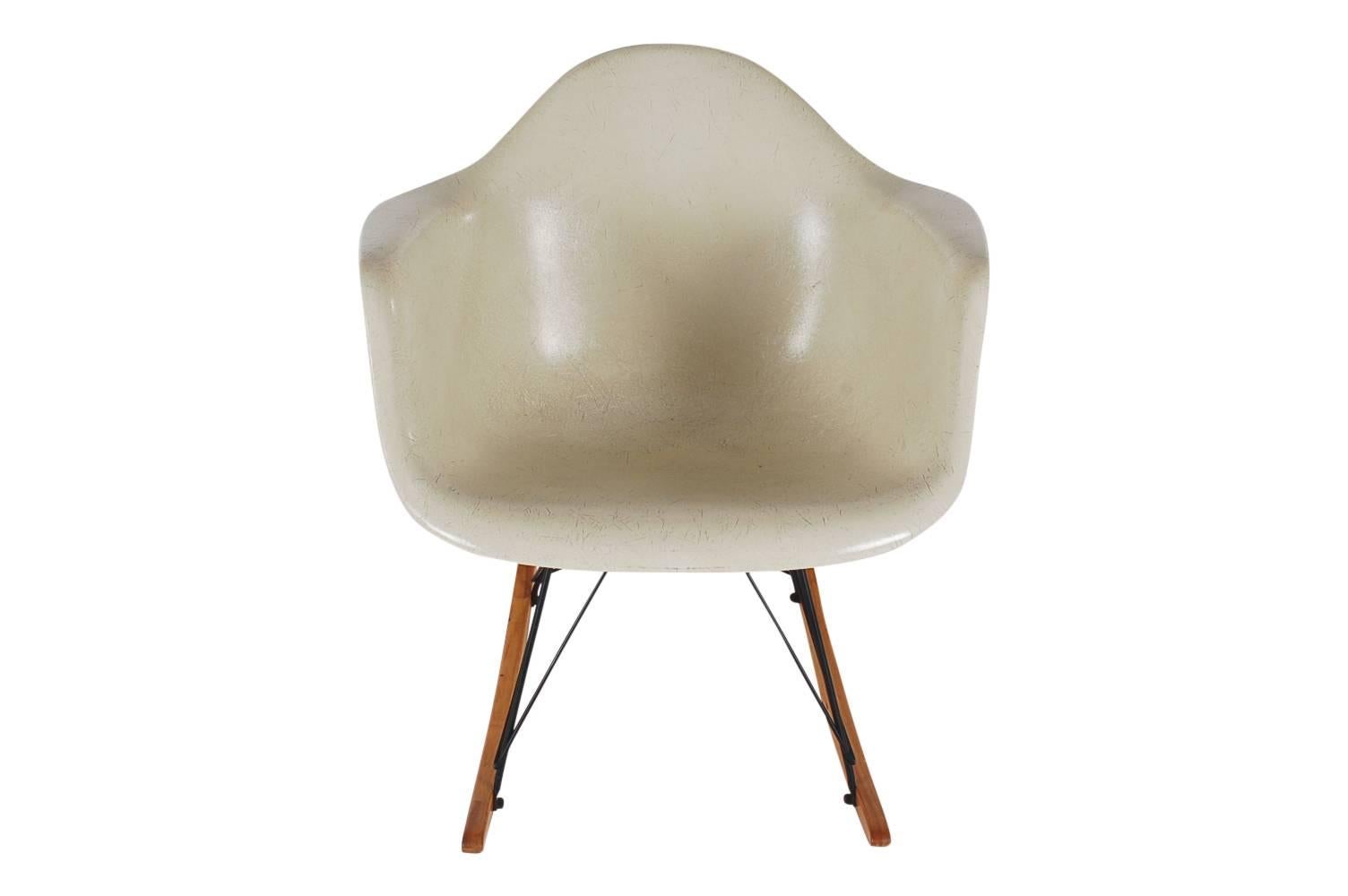 Mid-20th Century Mid-Century Modern Herman Miller Original Rocking Chair by Charles Eames