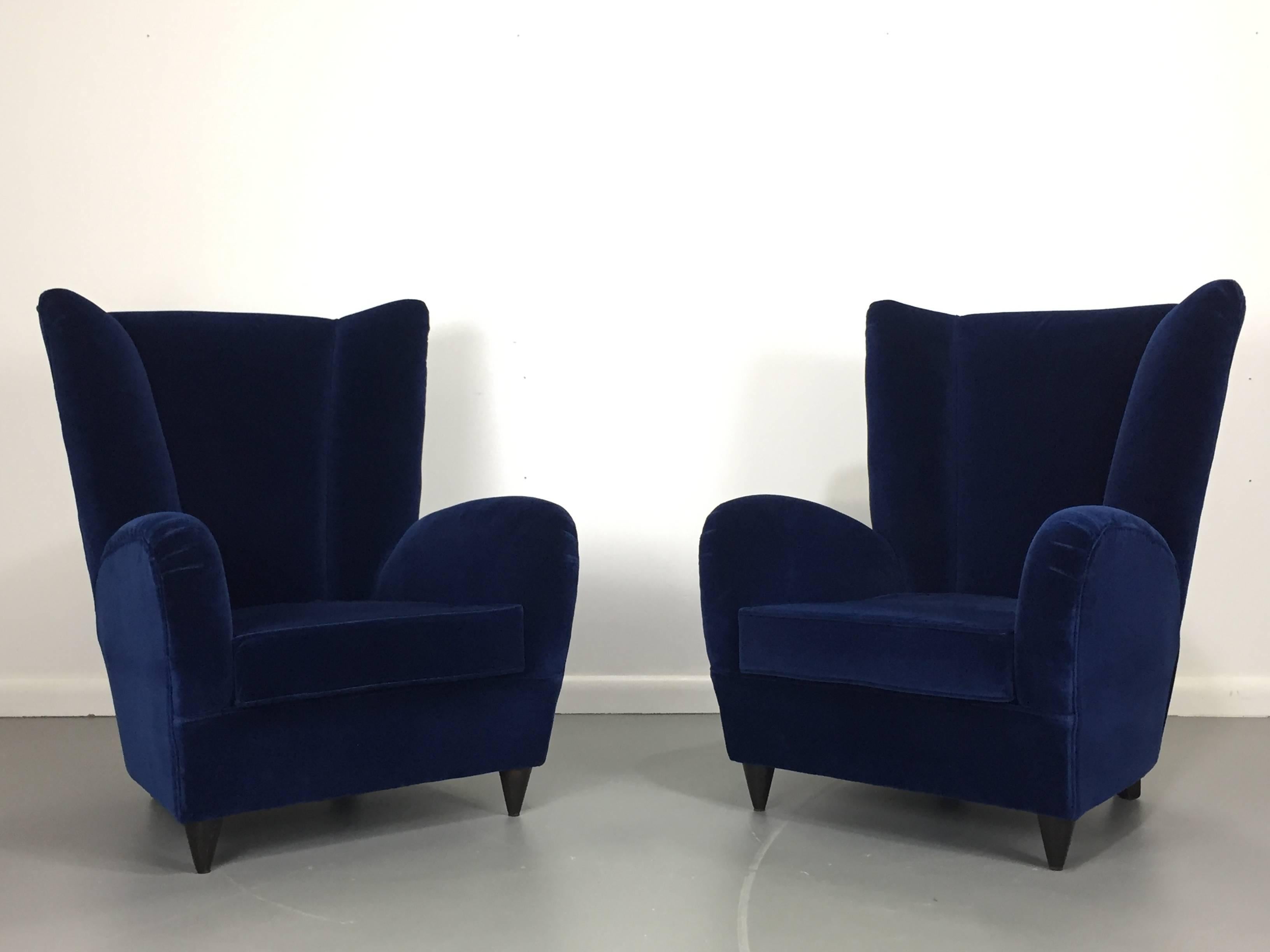 Mid-Century Modern Paola Buffa Lounge Chairs in Navy Velvet, a Pair