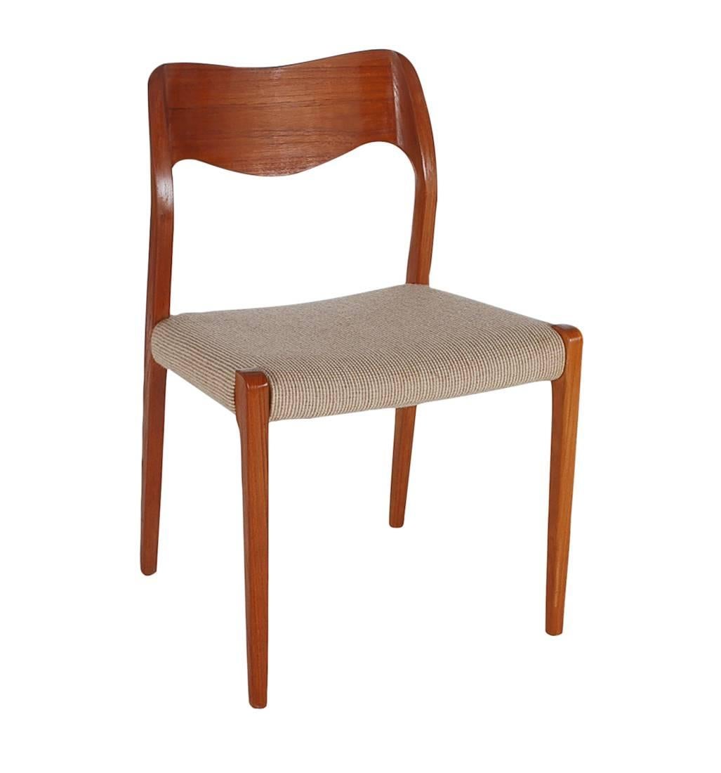 Mid-20th Century Set of Four Danish Mid-Century Modern Teak Dining Chairs by Niels O. Møller