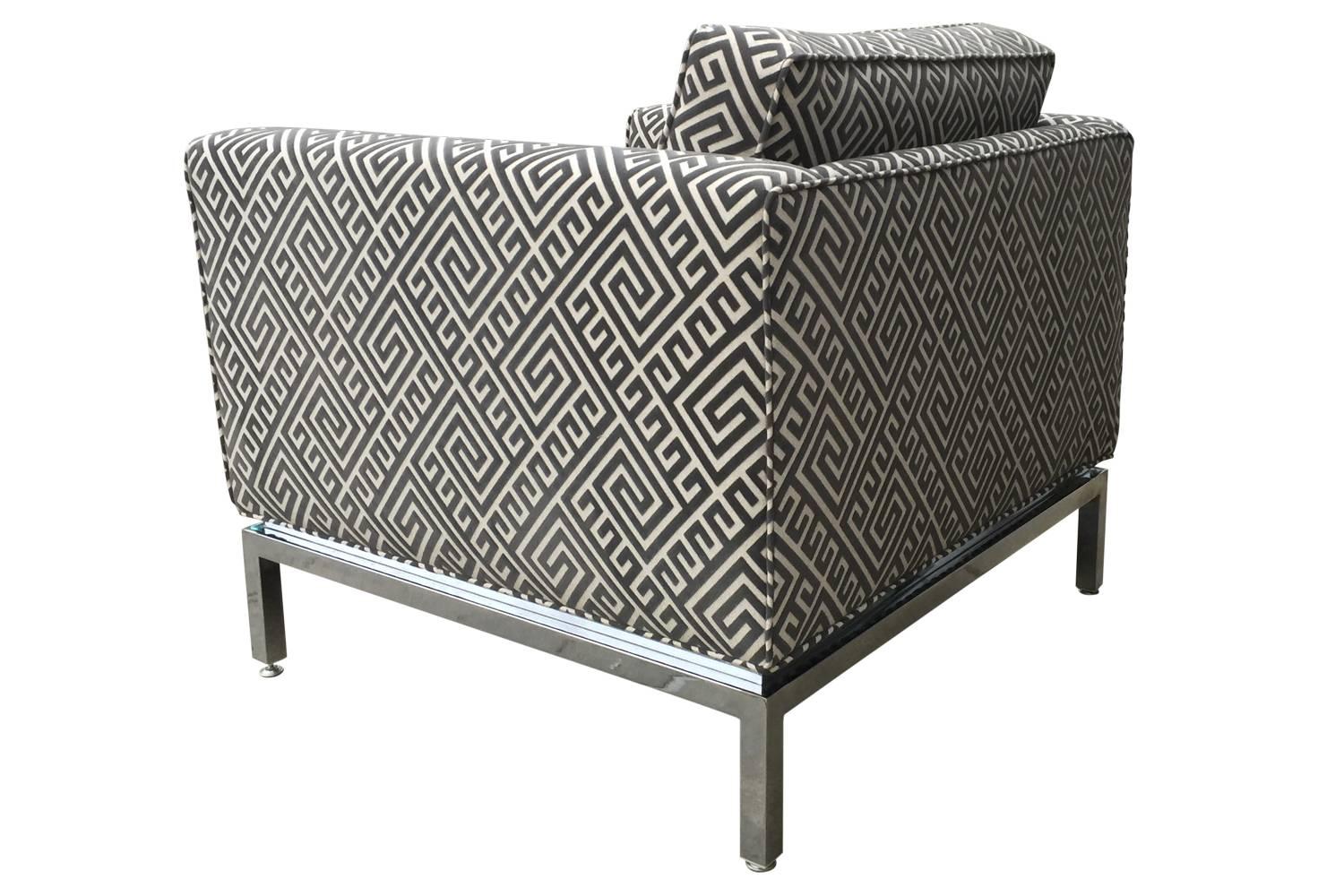 Knoll Style Mid-Century Modern Chrome Sofa in Grey Greek Key Cut Velvet In Excellent Condition In Philadelphia, PA
