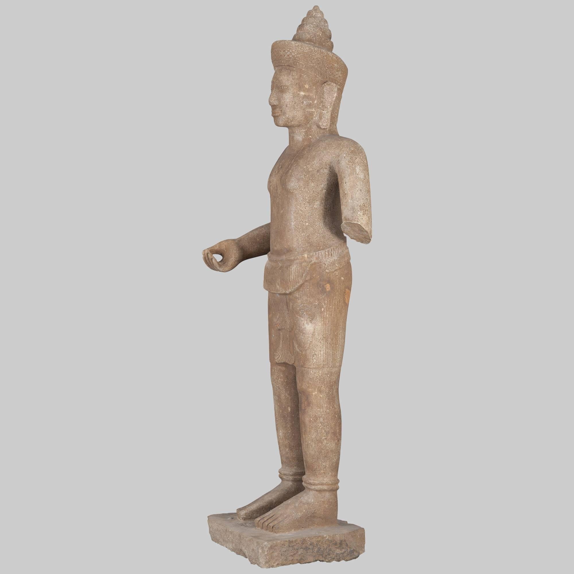 Sculpture represents Shiva, the creator and destroyer of the world.
A subject beloved by the sculptors of the Champa dynasty, one can recognize Shiva by the tall chignon hairstyle the simple dress, posture according with Vietnamese tradition