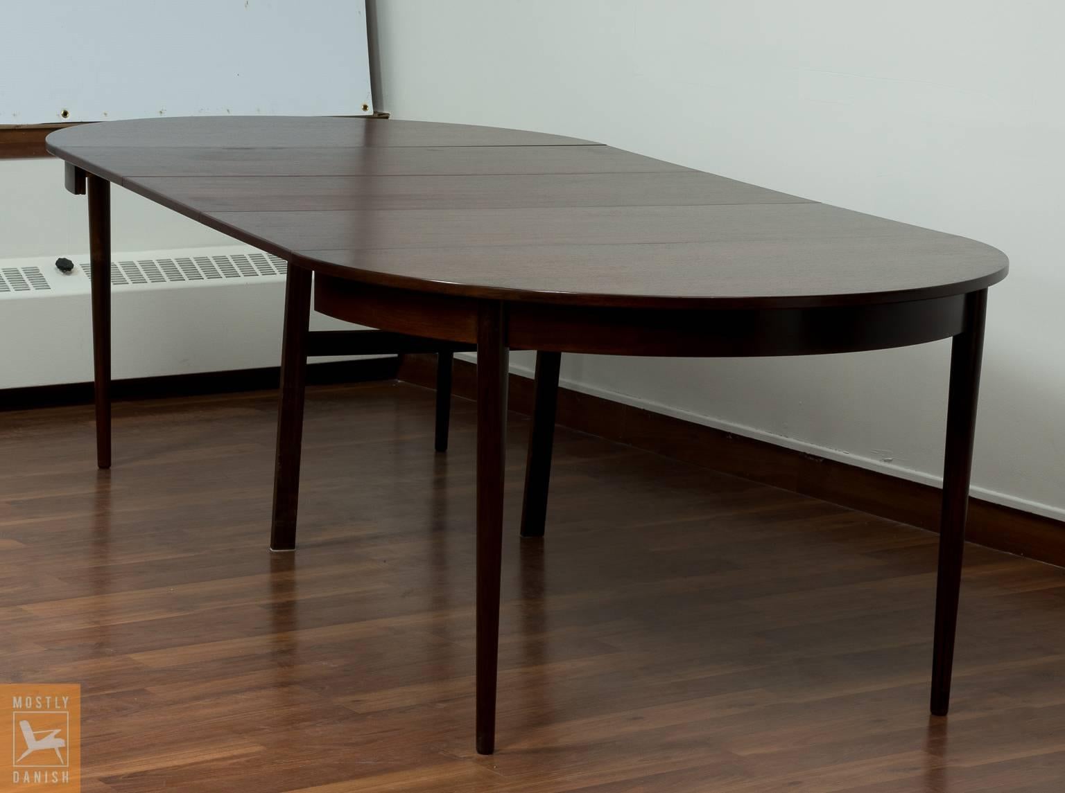 Round Dining Table Veneered Rosewood with Extensions 3
