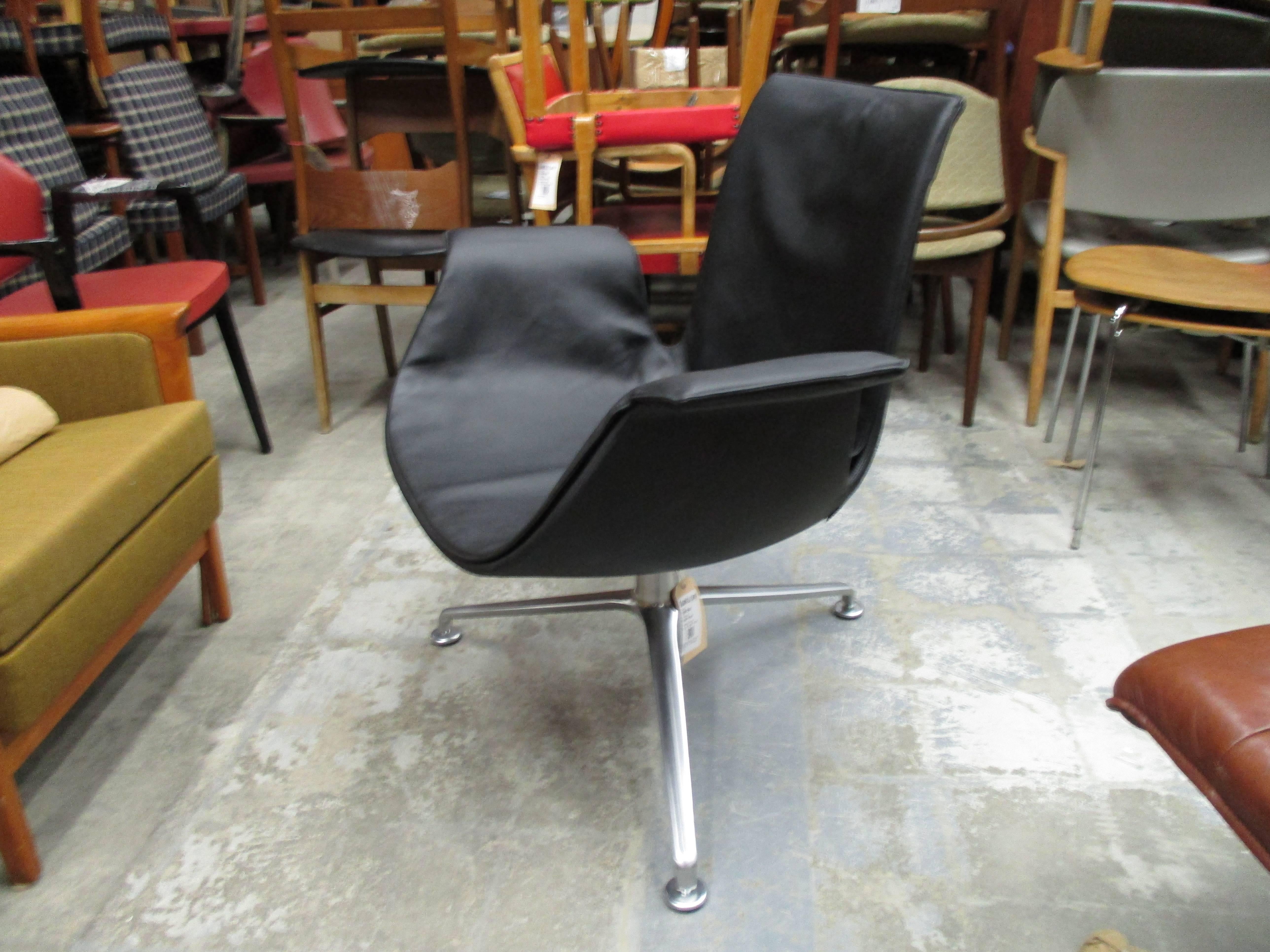 Danish Tulip Chair Model 6727 by Preben Fabricius and Jorgen Kastholm